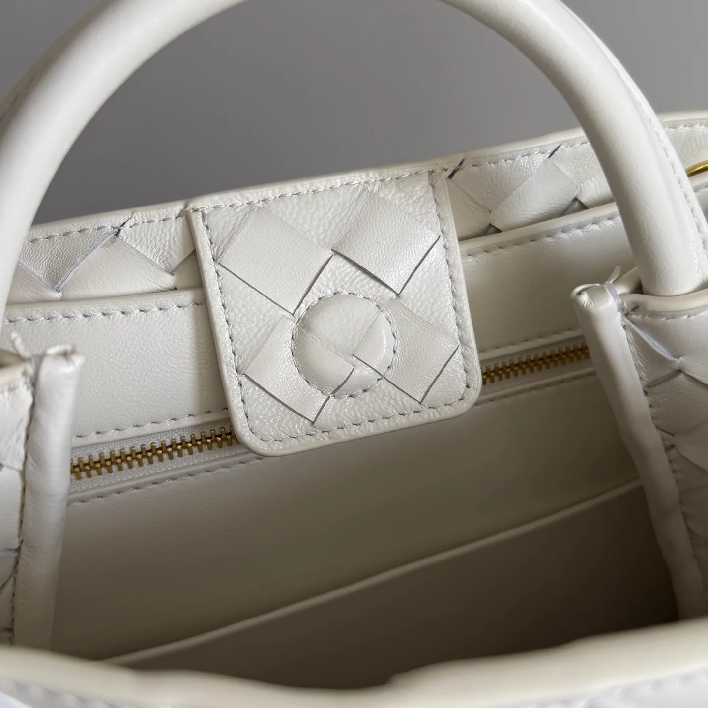 Women's Classic Handbags BOTTEGA VENETA 17934587