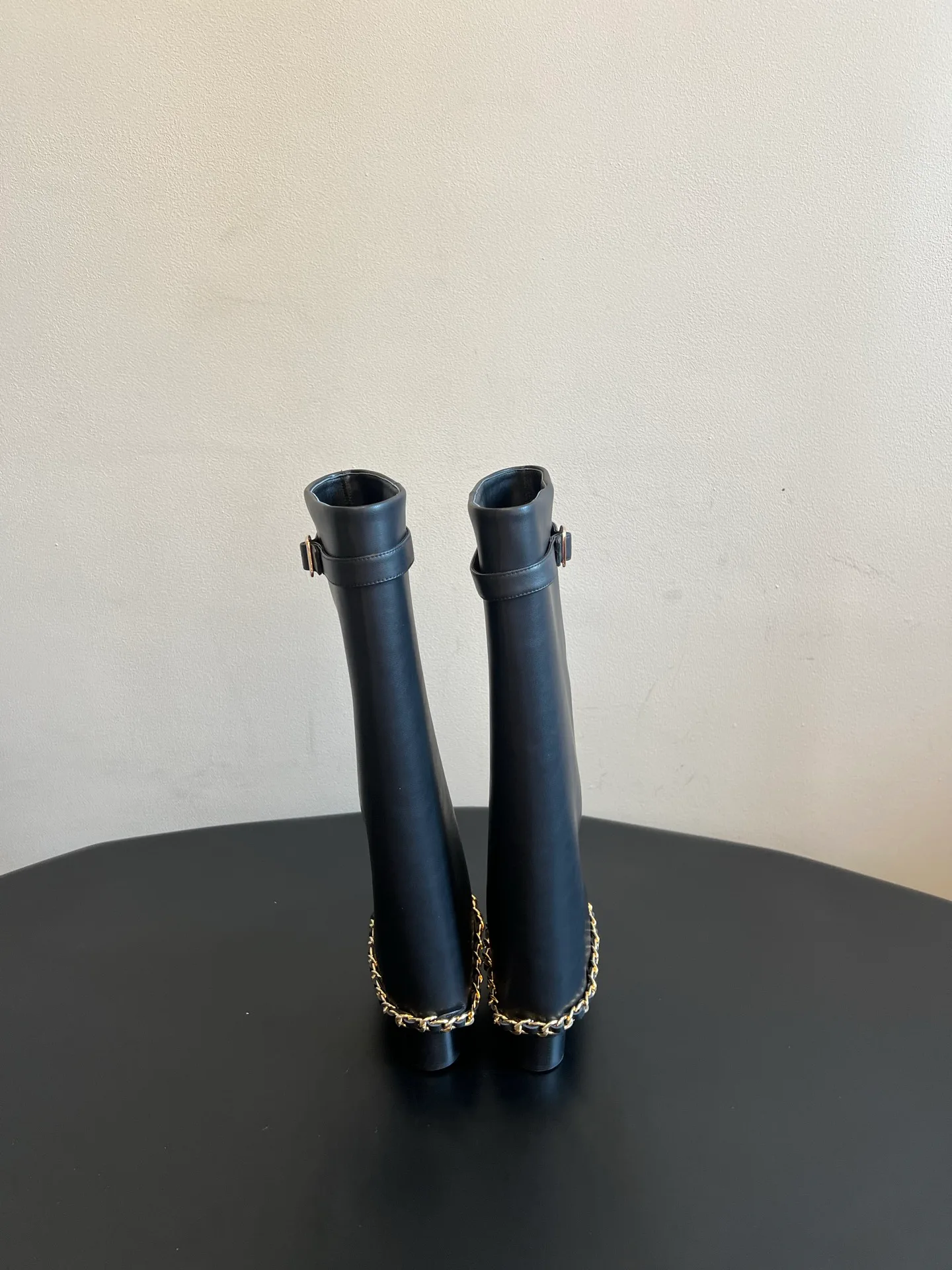 Сапоги Женские Chanel 18659253