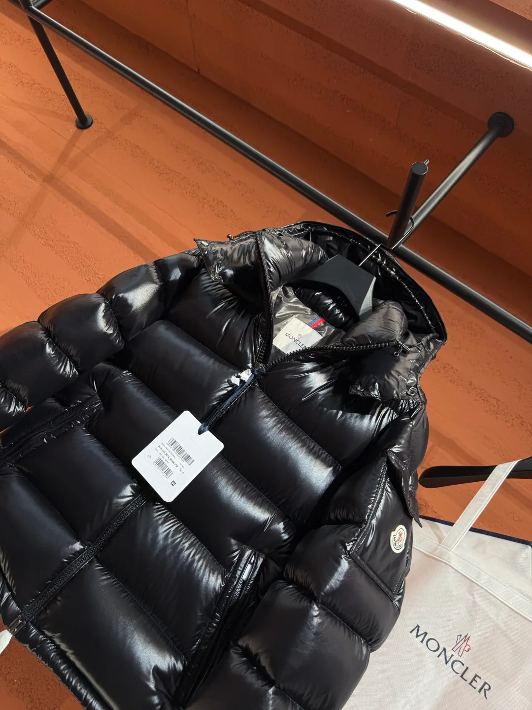 Men's Jackets And Down Jackets MONCLER 18048474