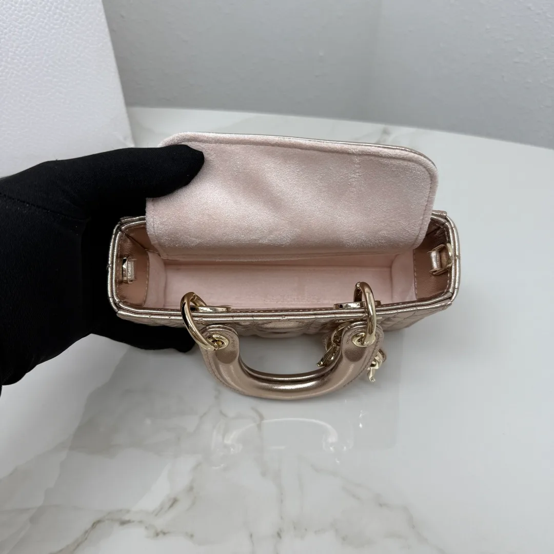 Women's Classic Handbags CHRISTIAN DIOR 18116367