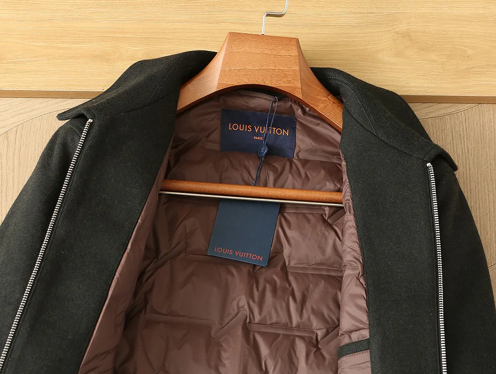 Men's Jackets And Down Jackets LOUIS VUITTON 17922609