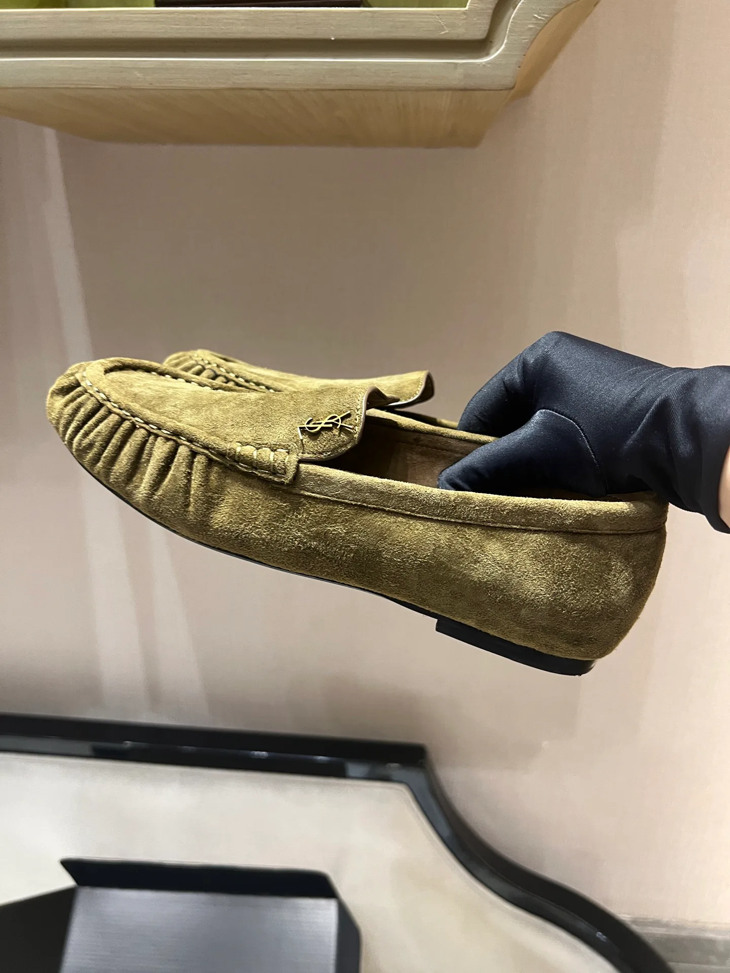 Women's Loafers And Moccasins SAINT LAURENT 17897584