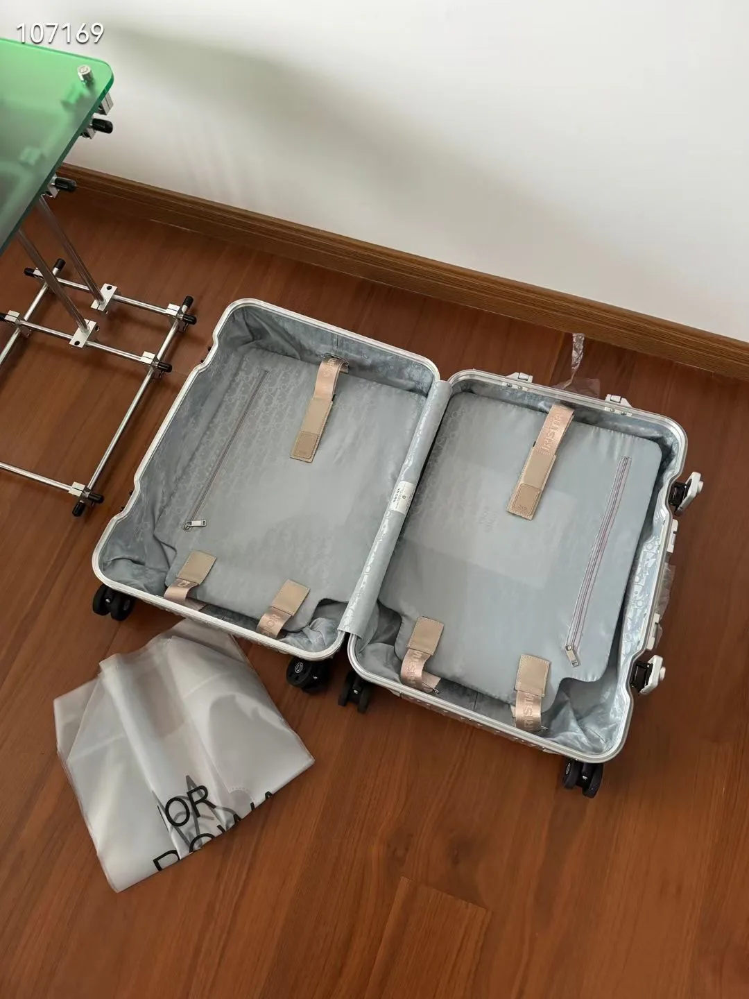 Чемоданы Rimowa 18589243