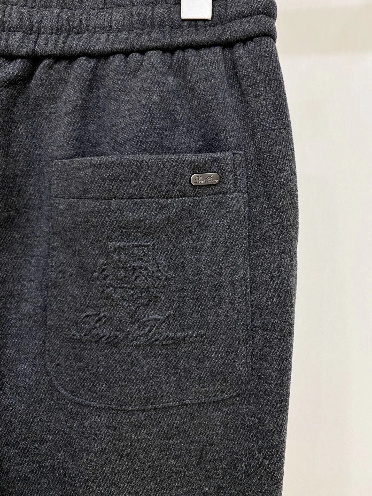 Men's Trousers LORO PIANA 17992971