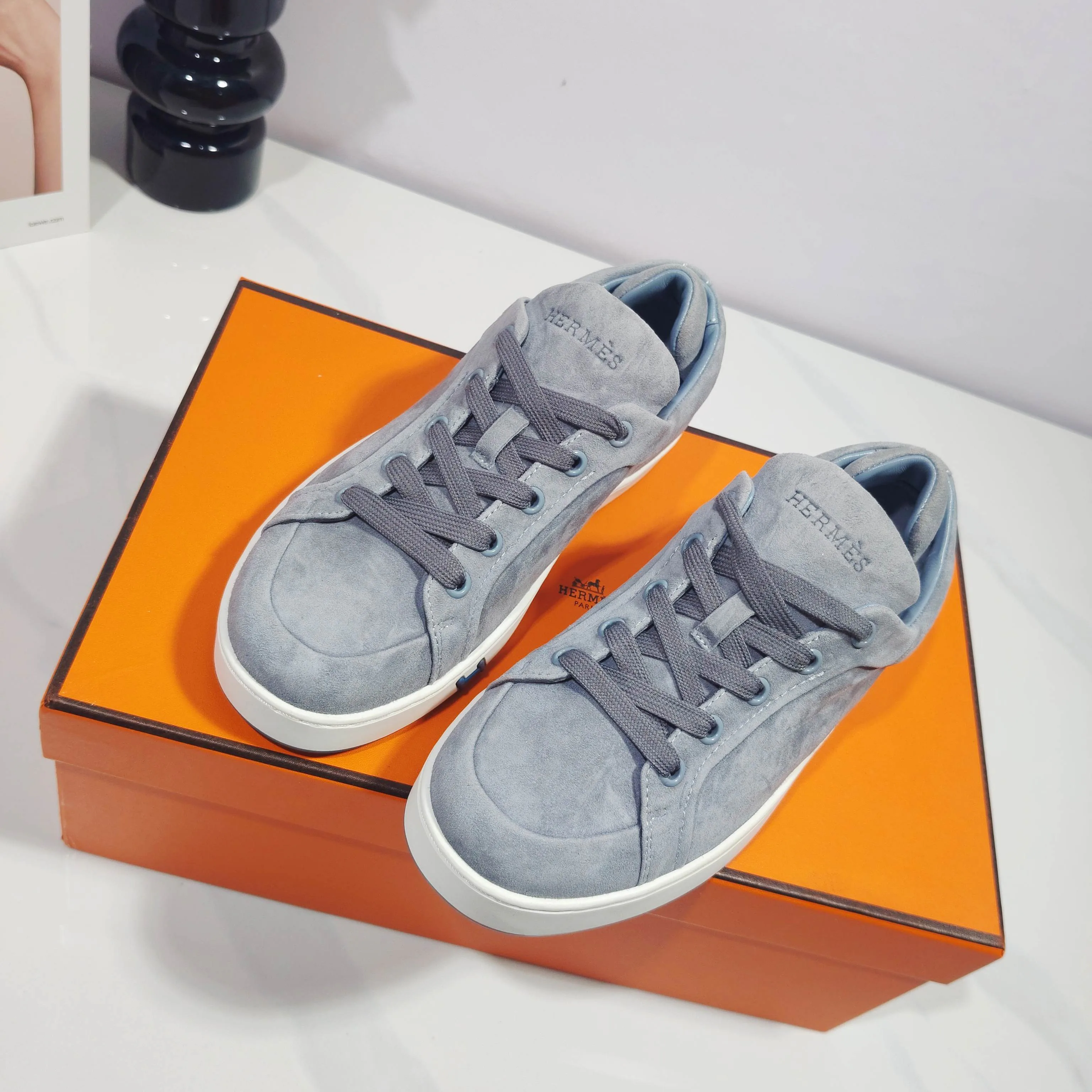 Women's Sneakers HERMES 17962001
