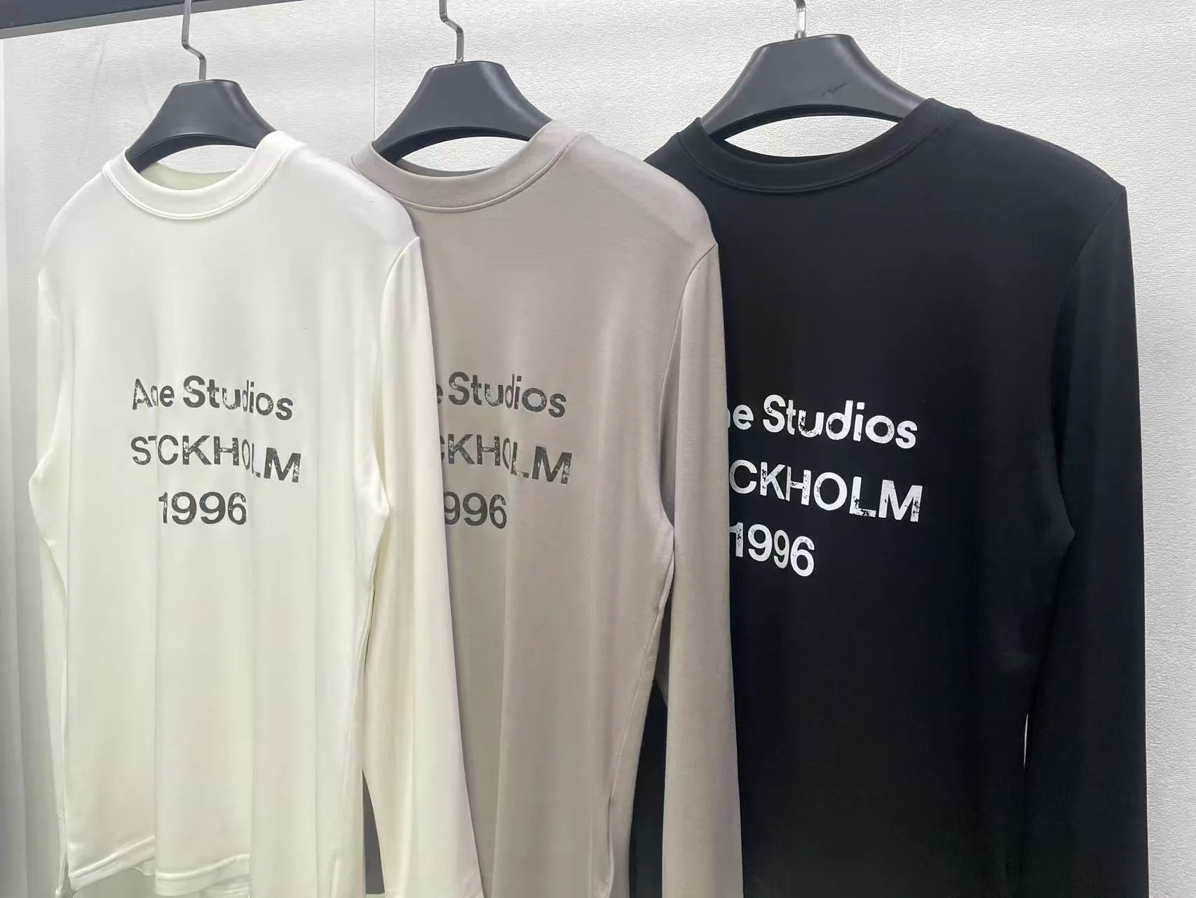 Women's T-Shirts ACNE STUDIOS 17561578