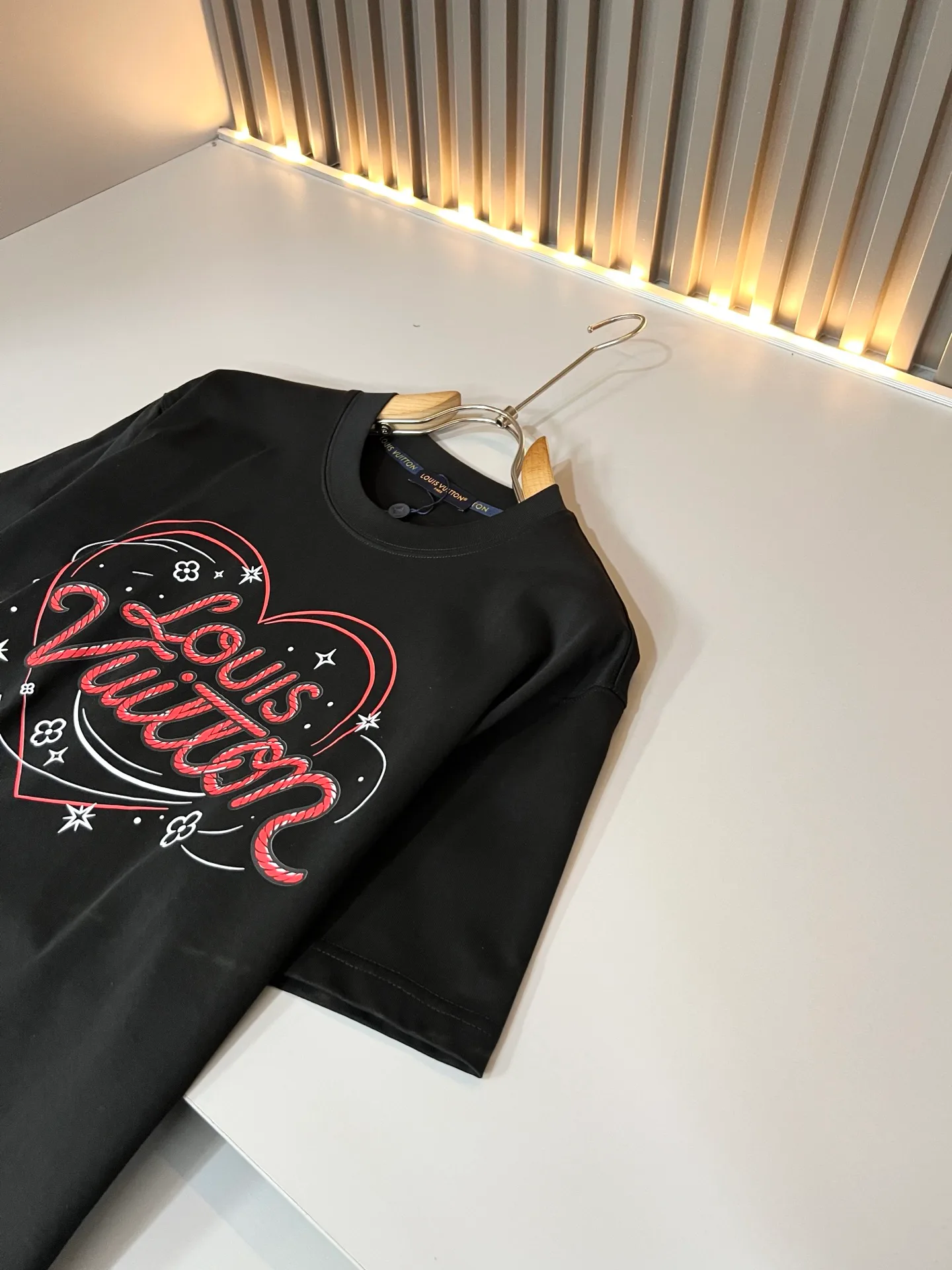 Men's T-Shirts LOUIS VUITTON 18395728