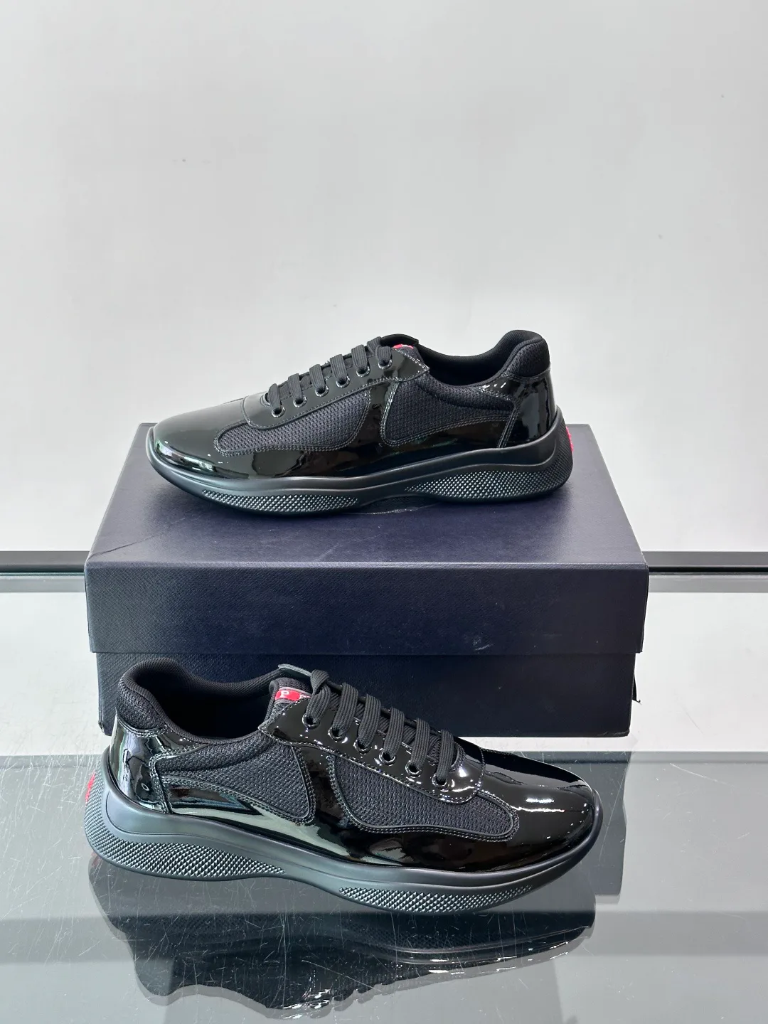 Men's Sneakers PRADA 18119246