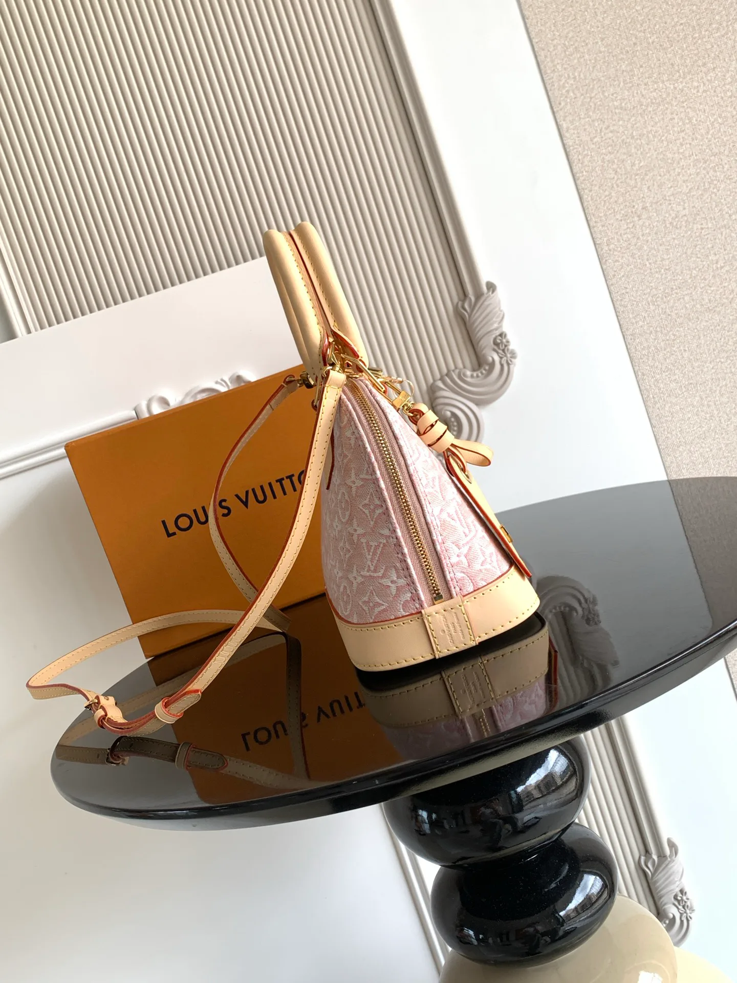 Women's Classic Handbags LOUIS VUITTON 17483342