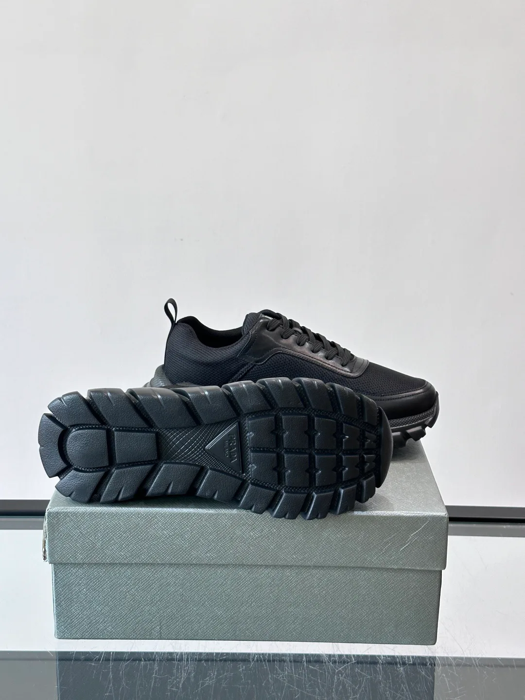 Men's Sneakers PRADA 17354134