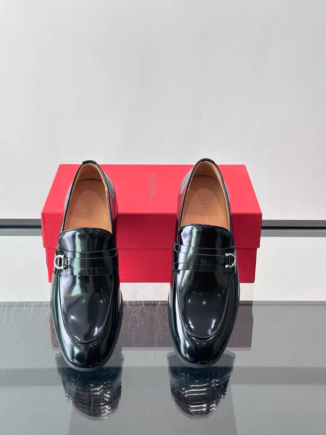 Men's Loafers And Dress Shoes SALVATORE FERRAGAMO 18079441