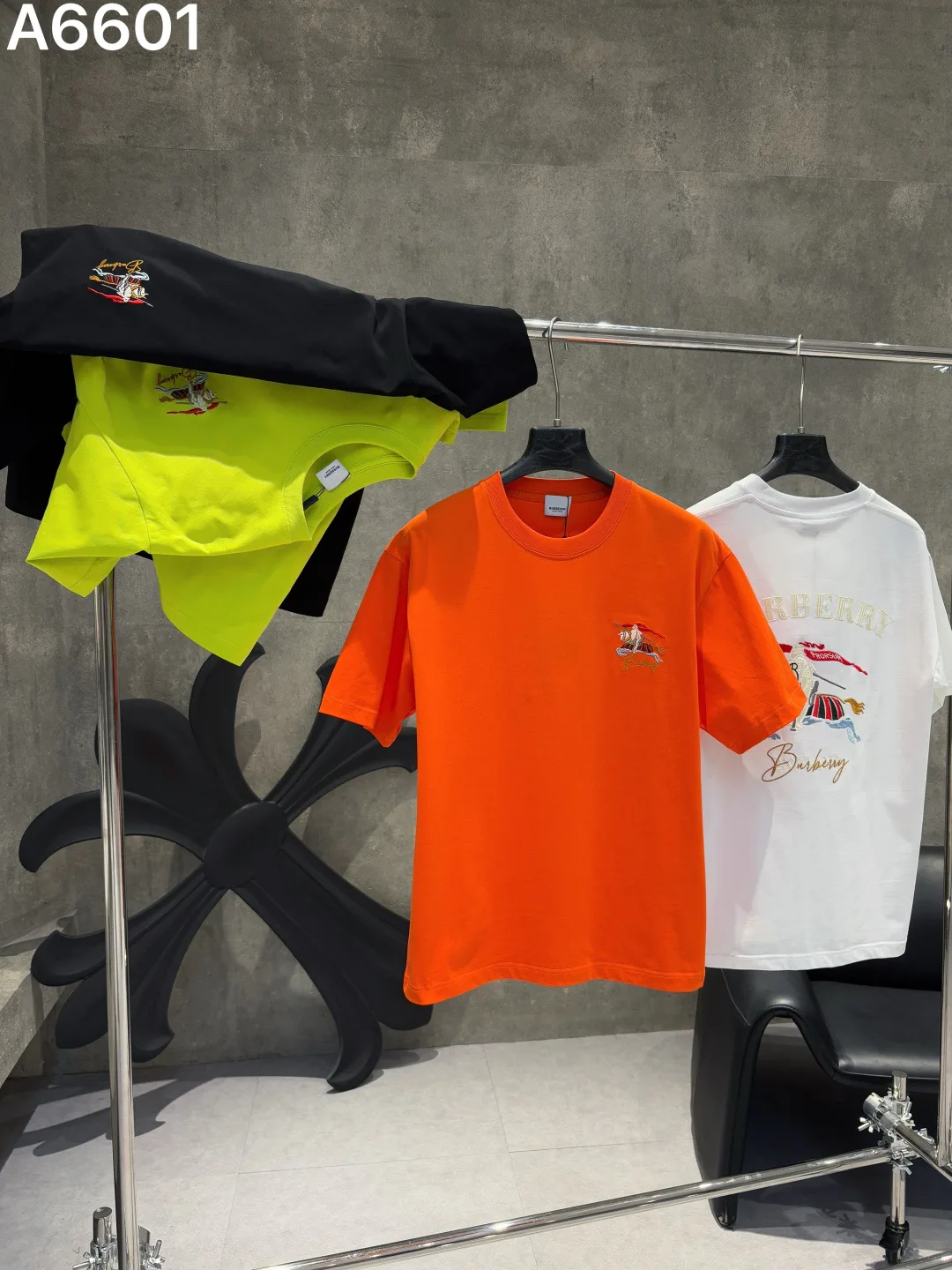 Men's T-Shirts BURBERRY 18000469