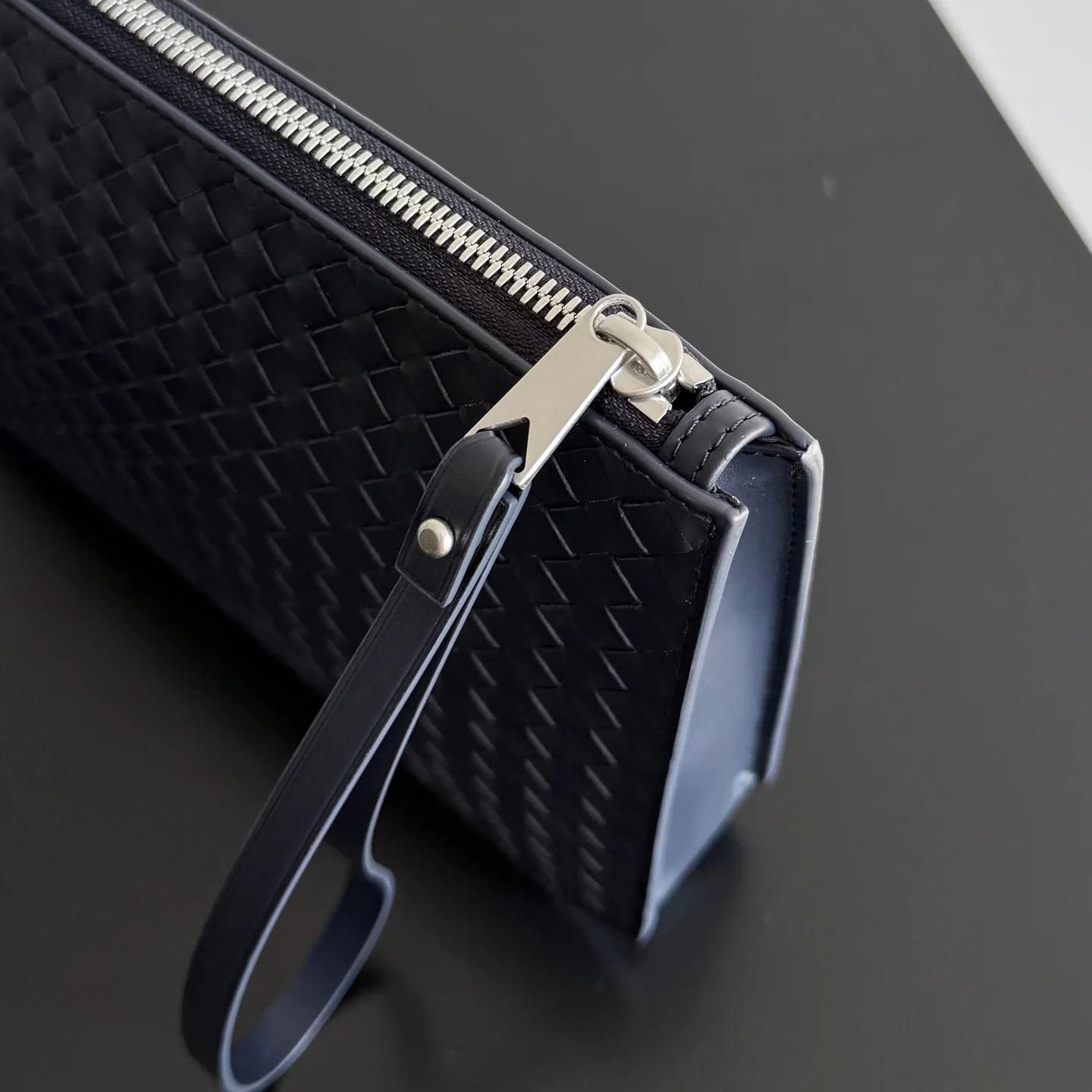 Women's Clutches BOTTEGA VENETA 18314319