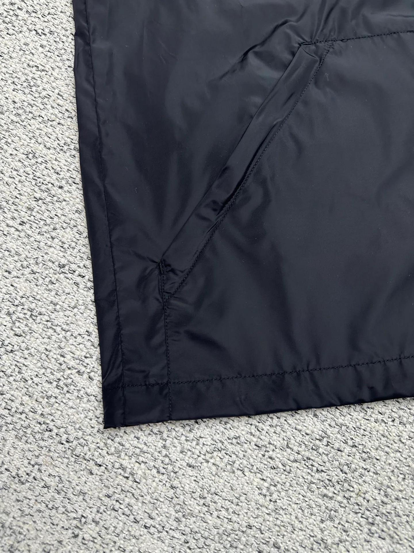 Men's Jackets And Down Jackets PRADA 18073954