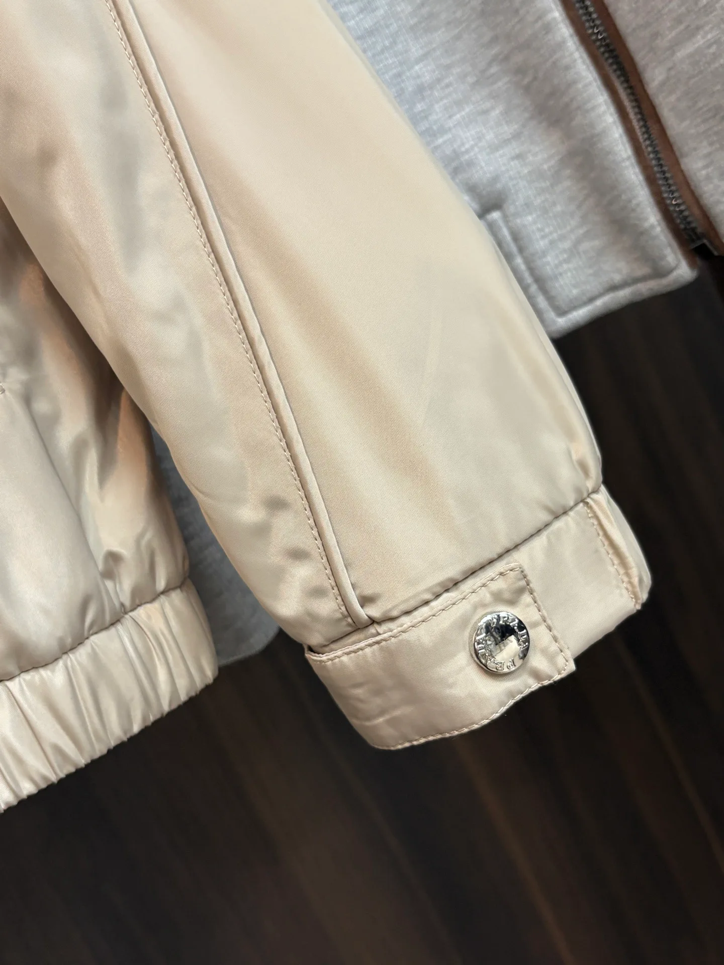 Women's Jackets And Down Jackets PRADA 18157295