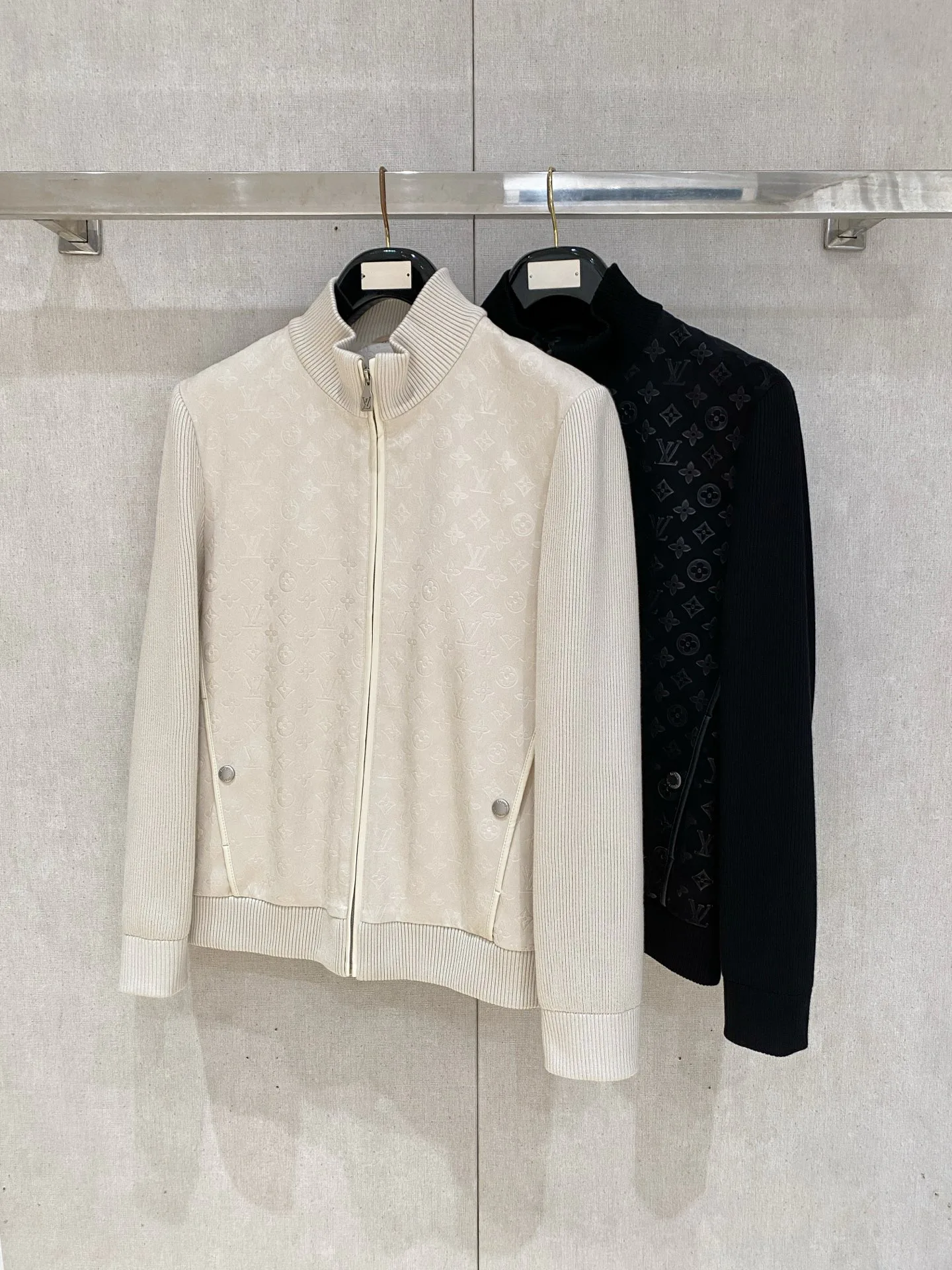 Men's Jackets And Down Jackets LOUIS VUITTON 18273003