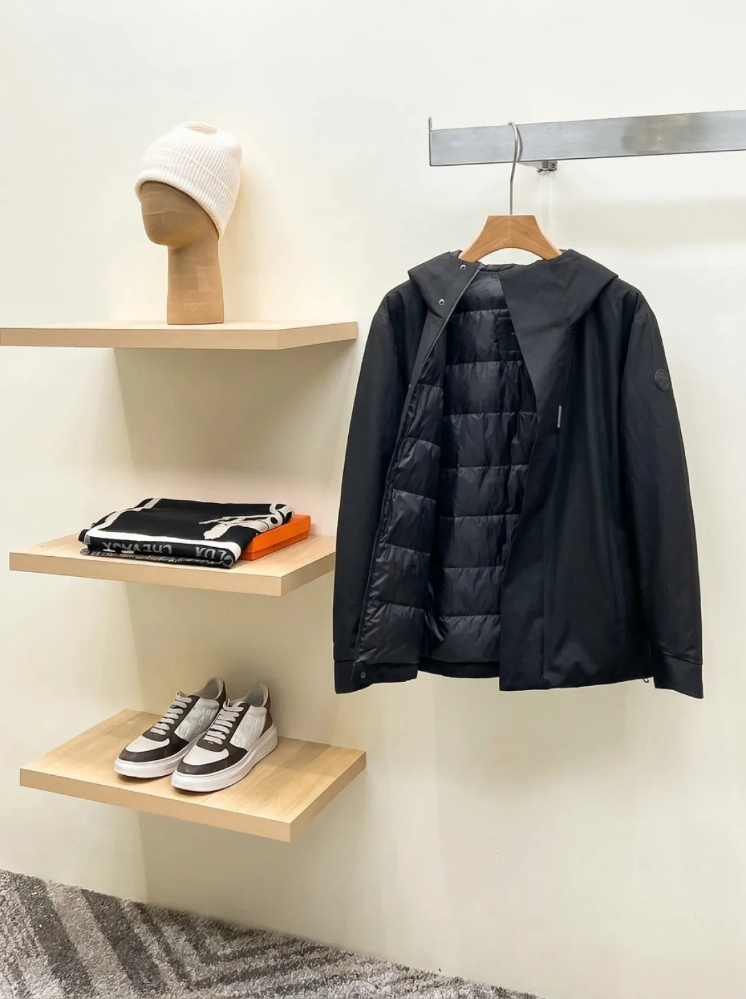 Куртки И Пуховики Мужские Moncler 18596596