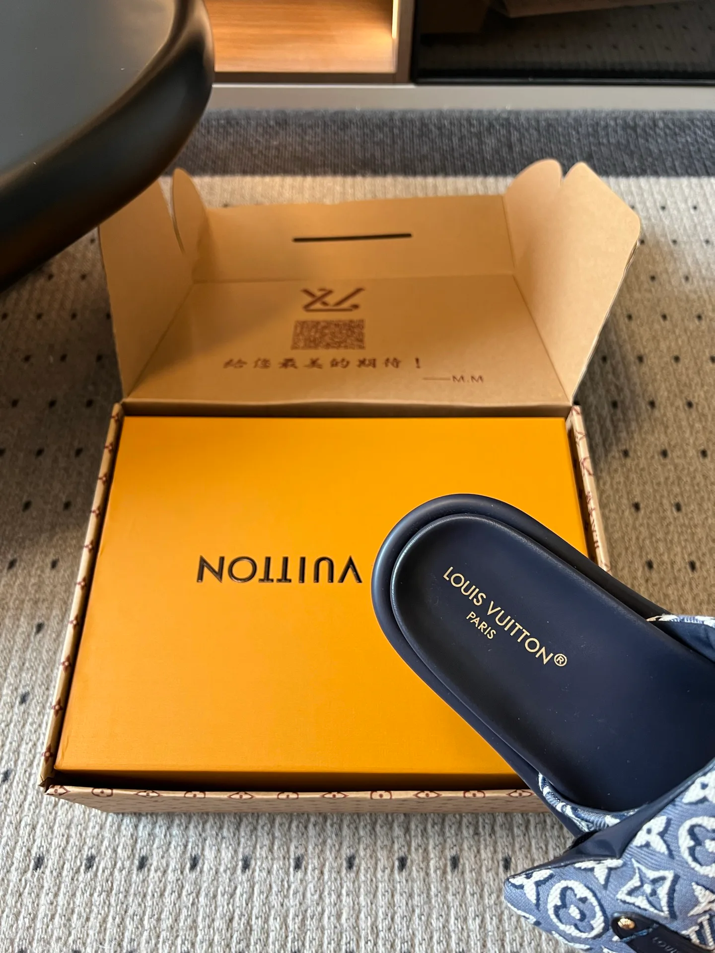 Women's Flip-Flops LOUIS VUITTON 17686618