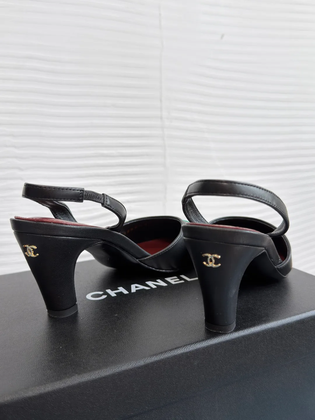 Women's Open-Toe Sandals CHANEL 18125495