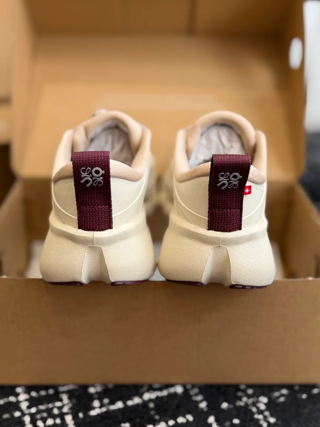 Women's Sneakers LOEWE 18139549