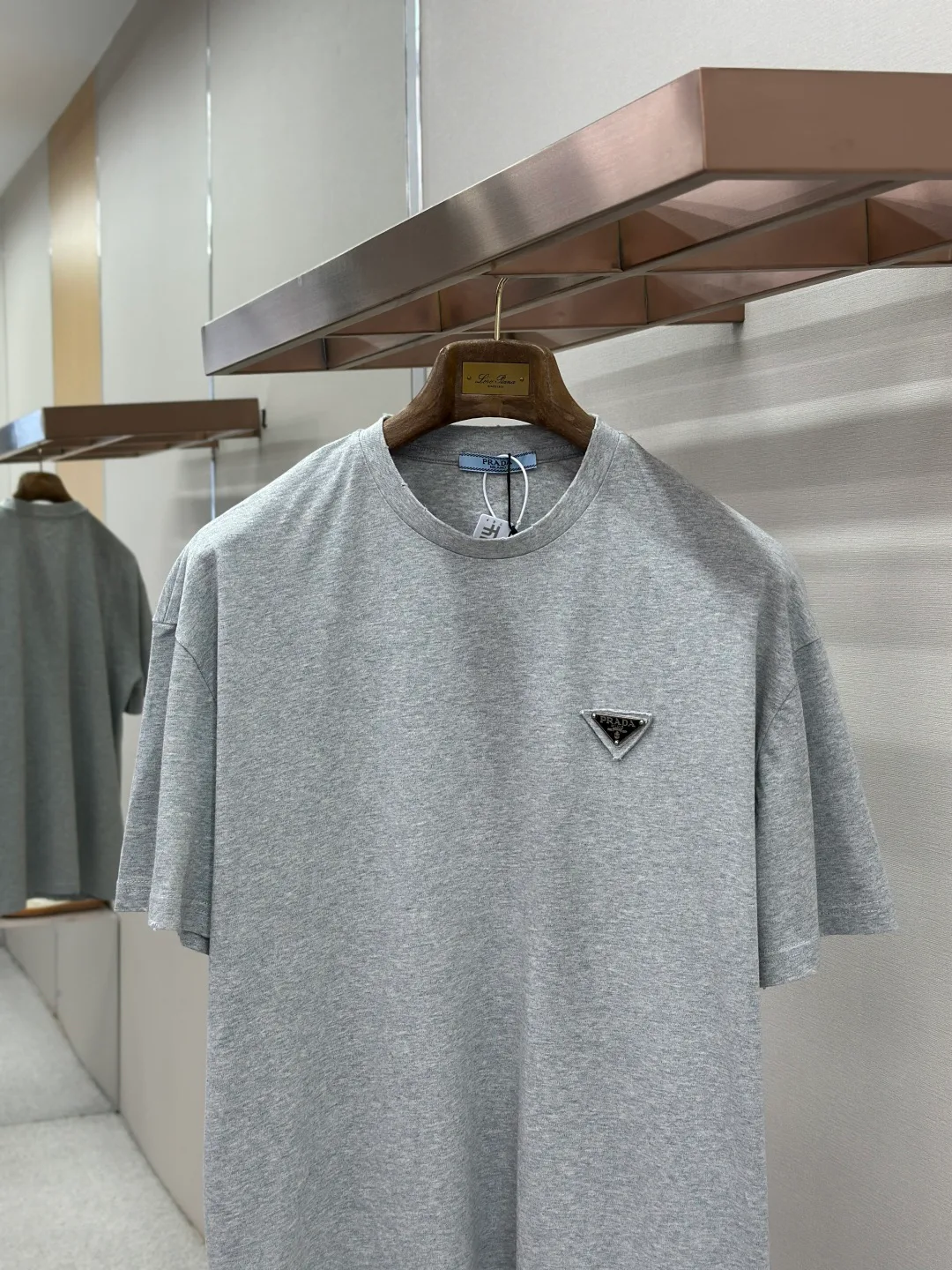 Women's T-Shirts PRADA 18191098