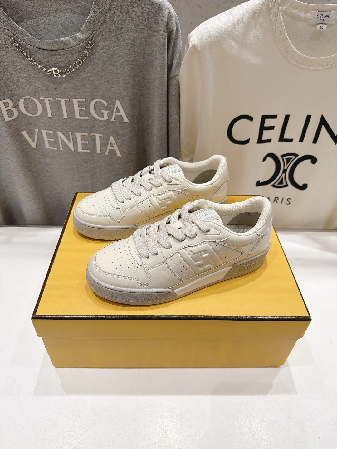 Women's Sneakers FENDI 17908449