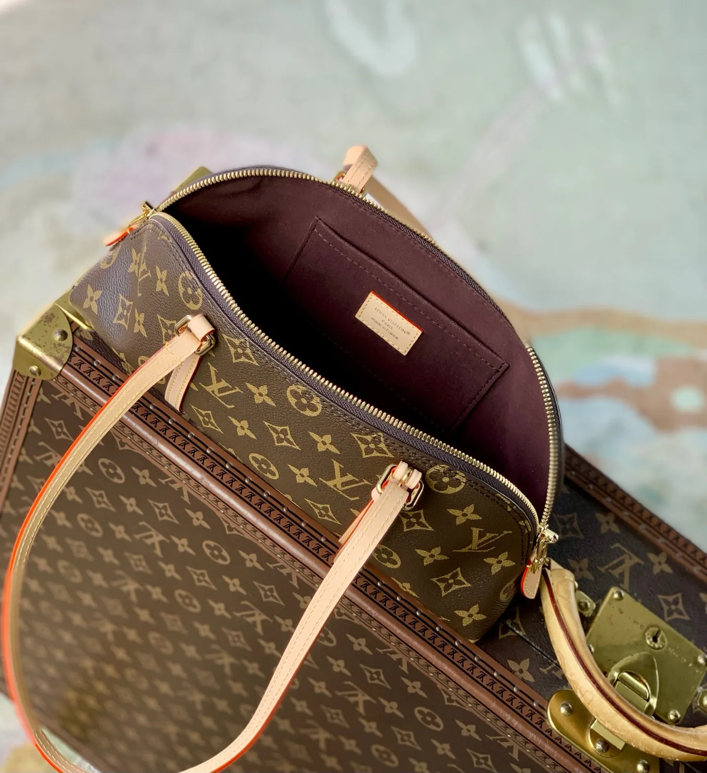 Women's Classic Handbags LOUIS VUITTON 18412600