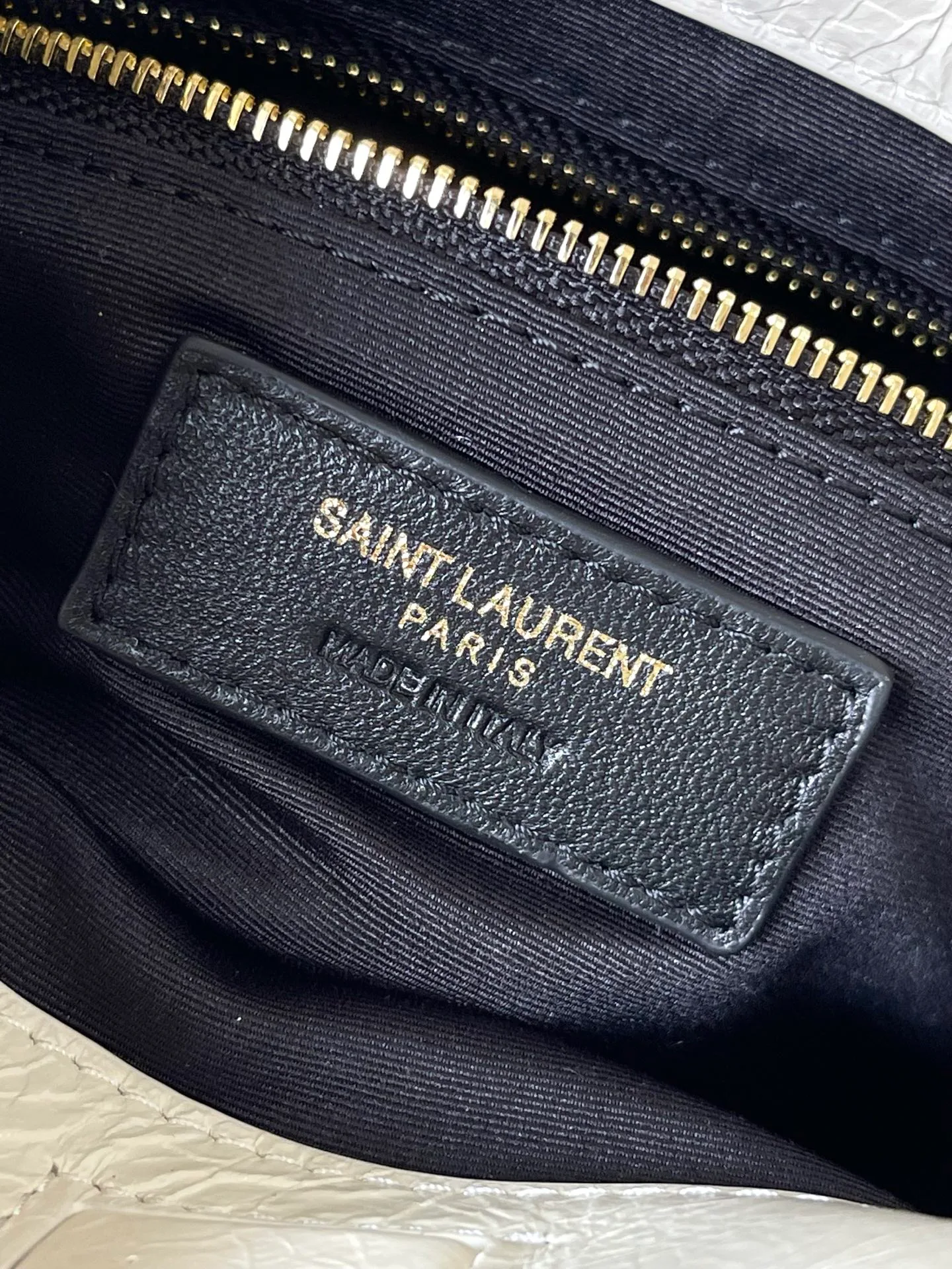 Классические Сумки Женские Saint Laurent 18610991