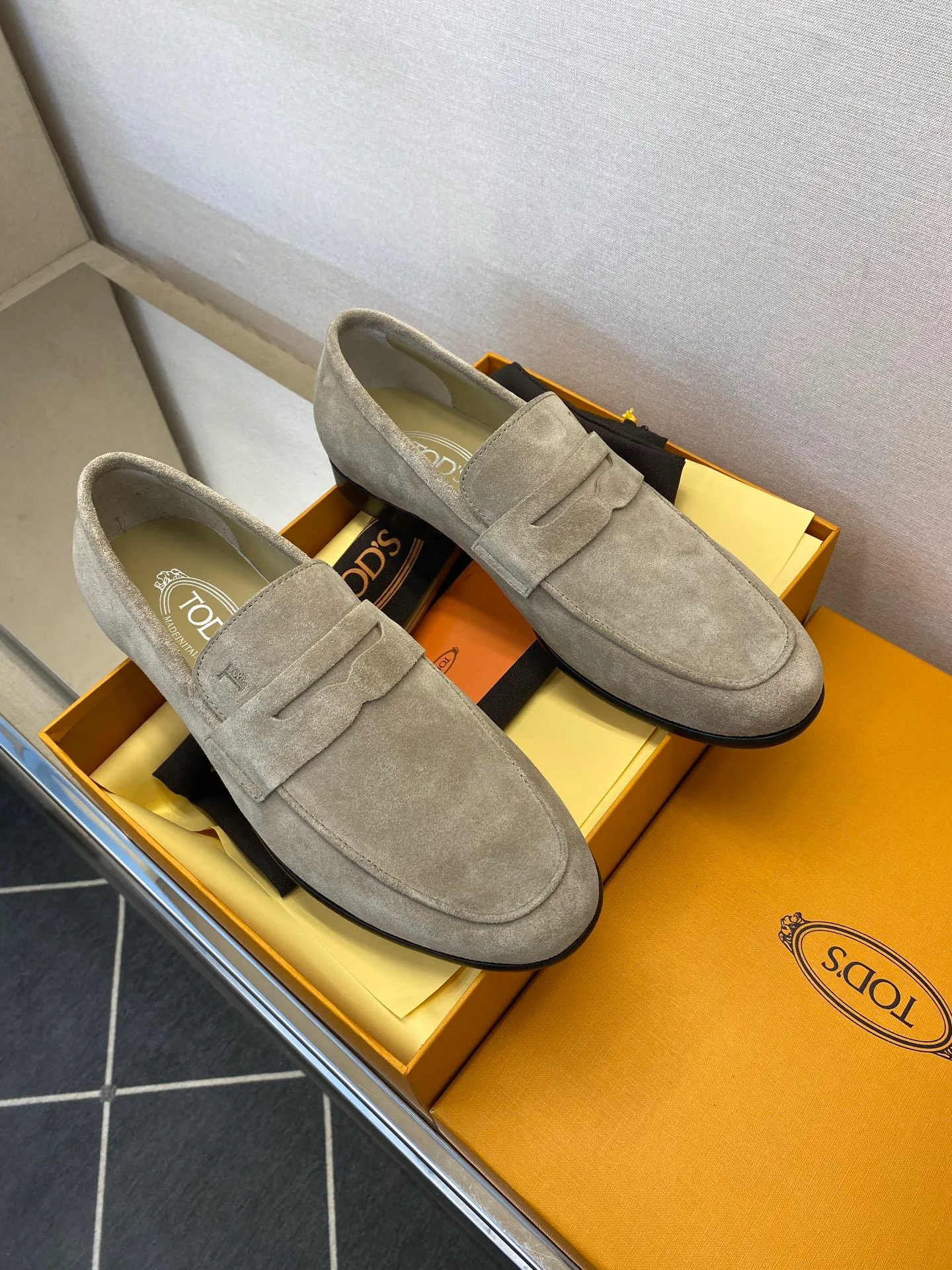 Men's Loafers And Dress Shoes TOD'S 18079140