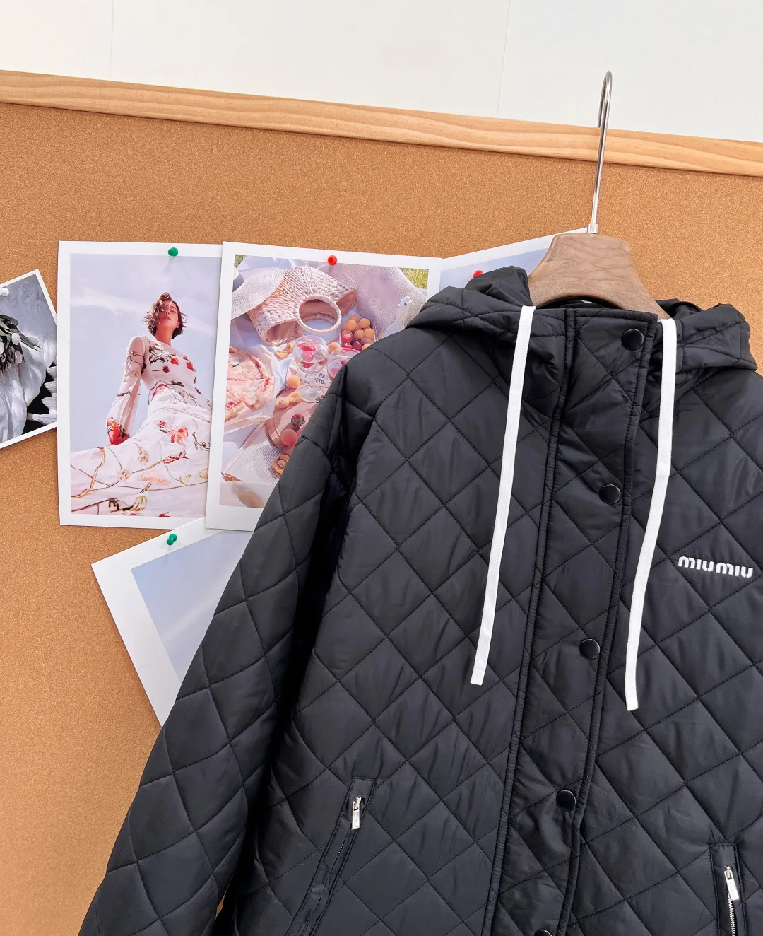 Women's Jackets And Down Jackets MIU MIU 18308152