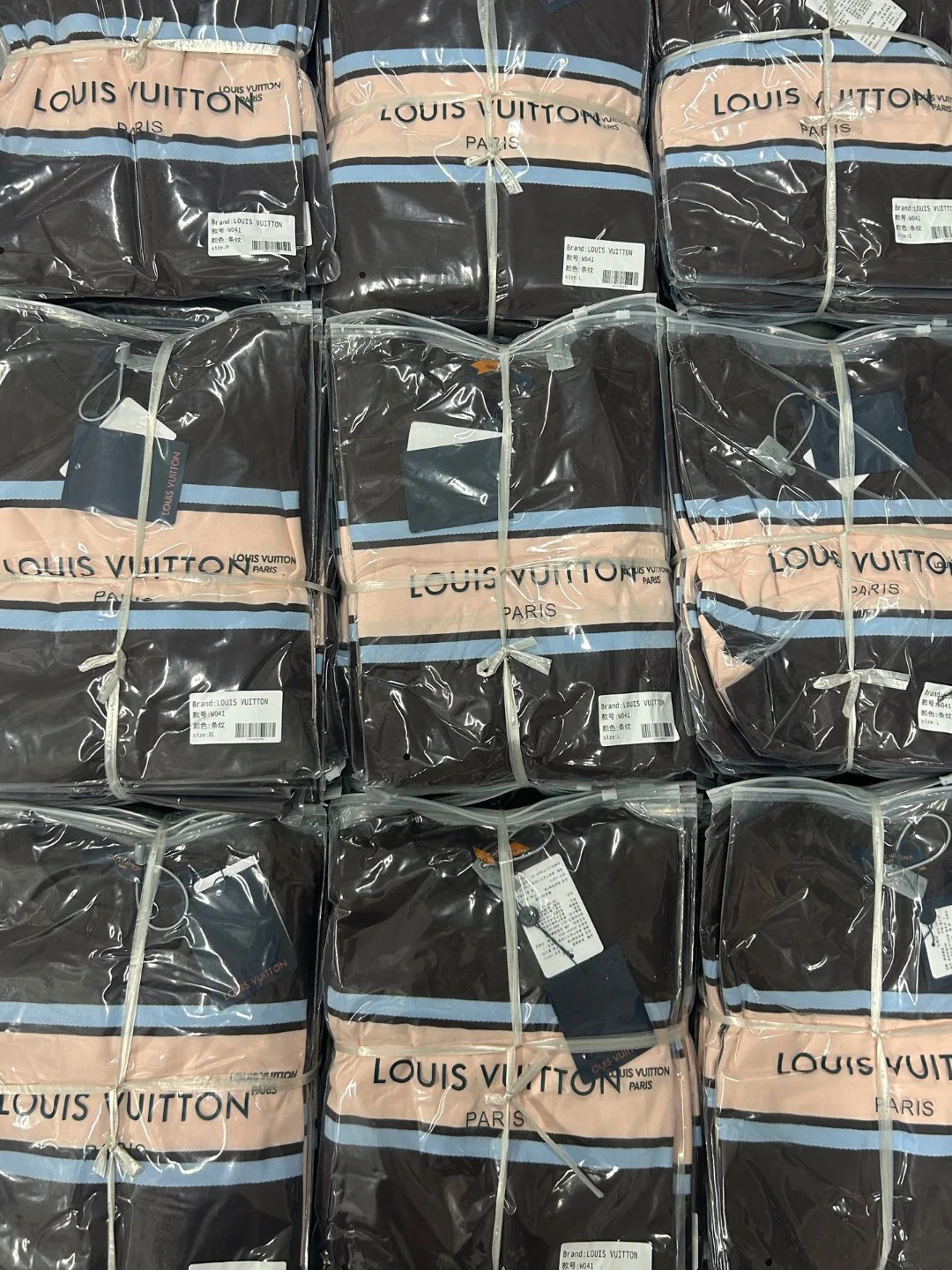 Men's T-Shirts LOUIS VUITTON 17480587