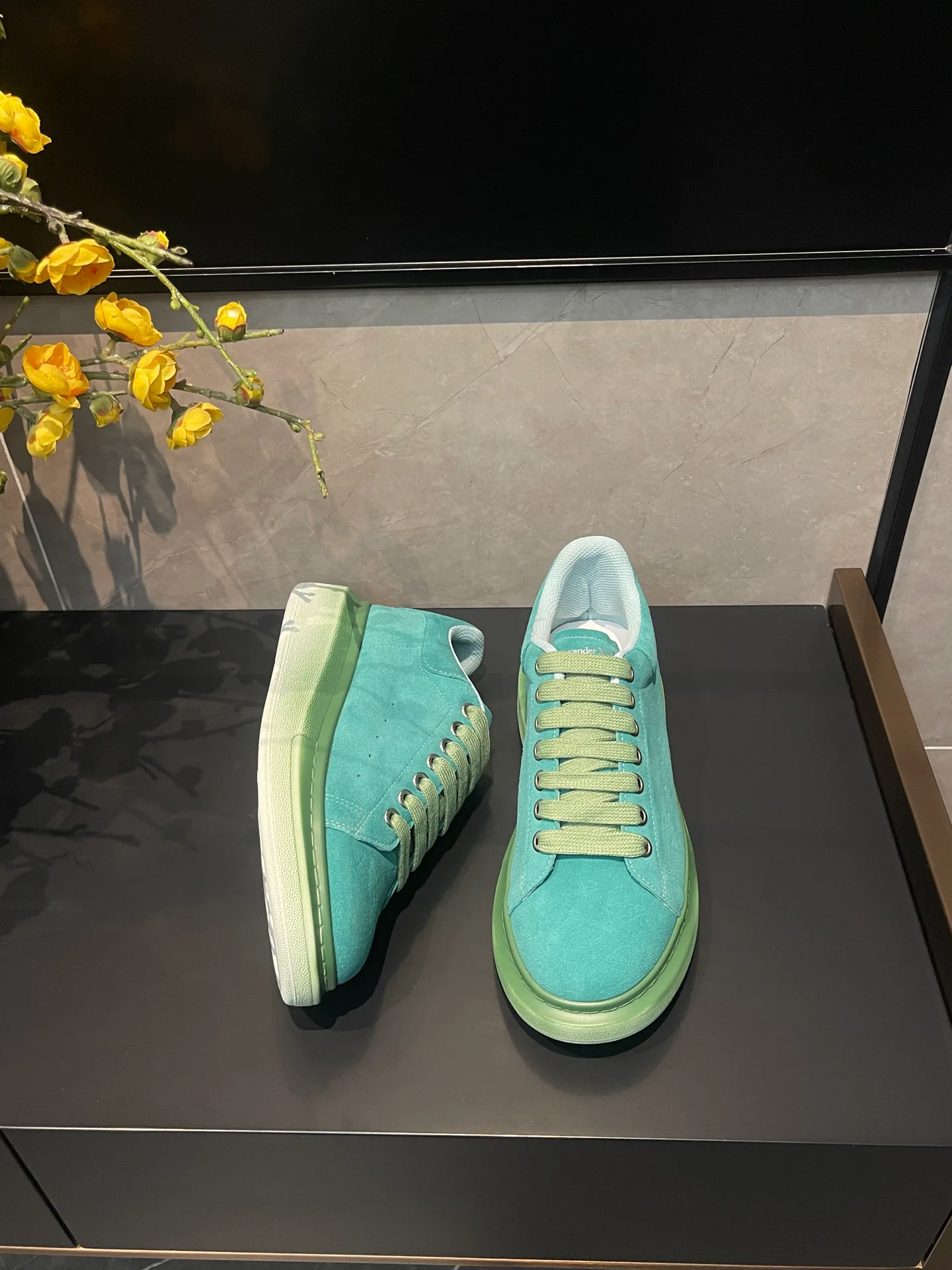 Women's Sneakers ALEXANDER MCQUEEN 17827922