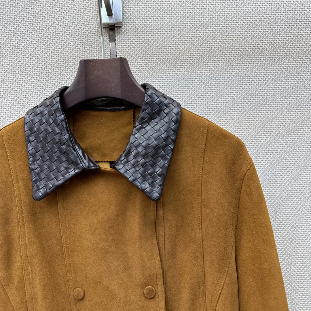 Women's Leather Jackets And Sheepskin Coats BOTTEGA VENETA 18094453