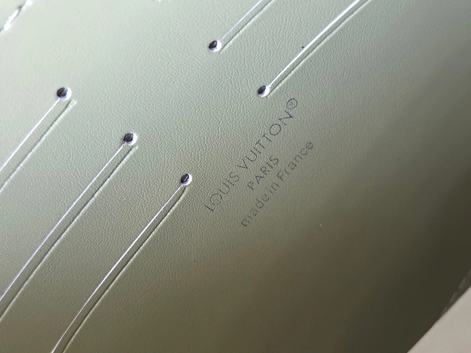 Women's Clutches LOUIS VUITTON 18391148