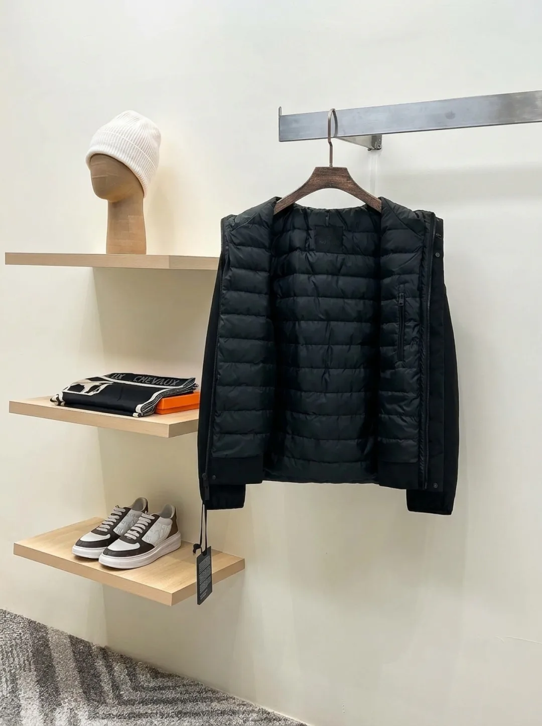 Куртки И Пуховики Мужские Moncler 18596615