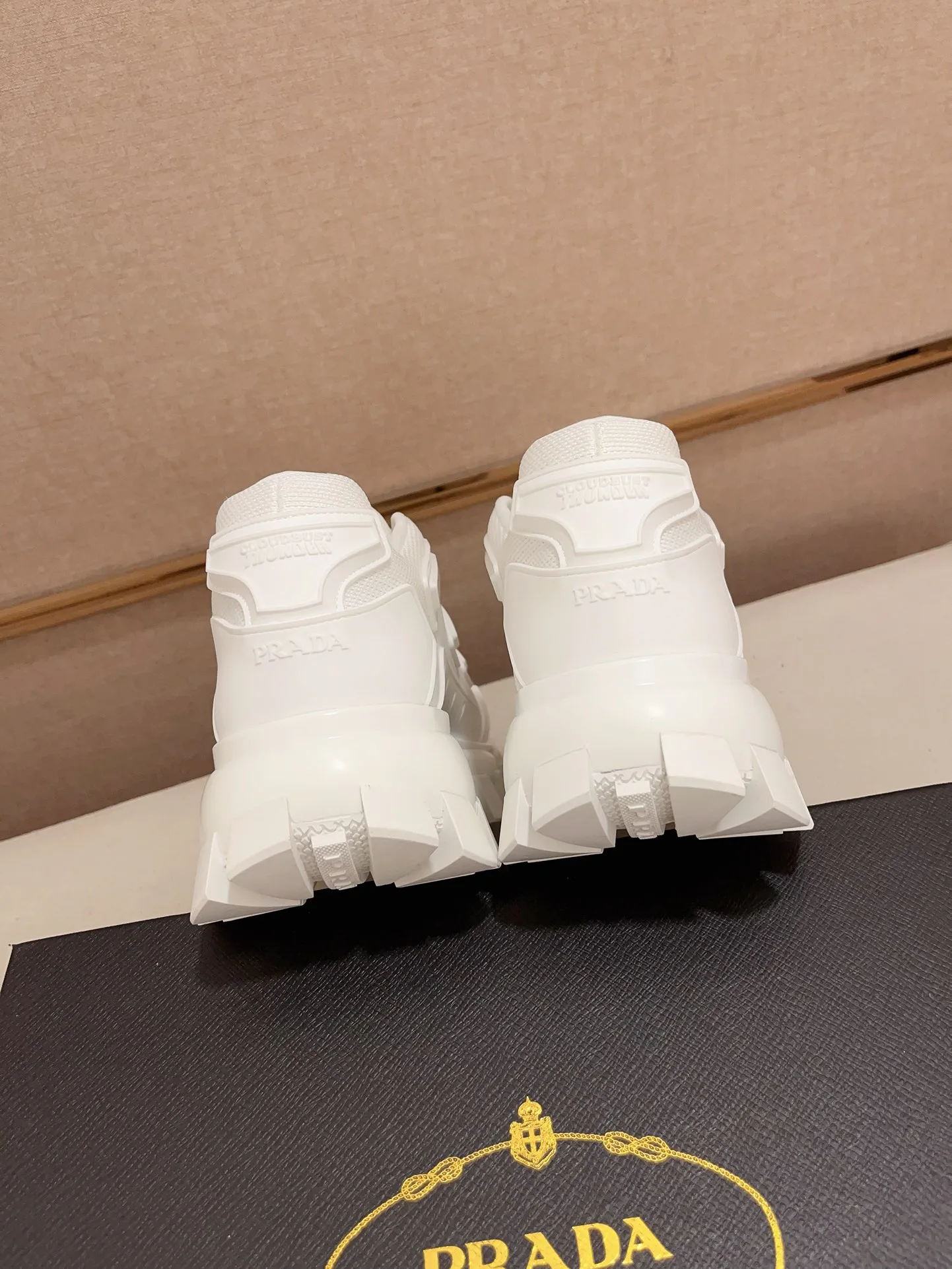 Men's Sneakers PRADA 17955151