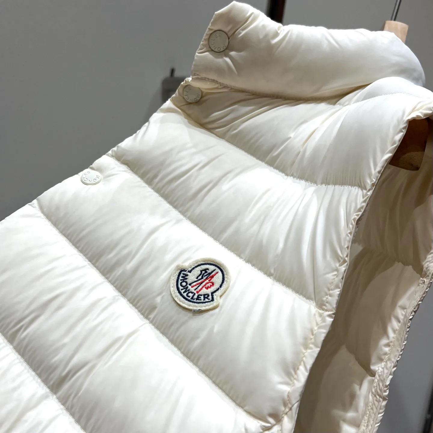 Women's Vests MONCLER 18539113