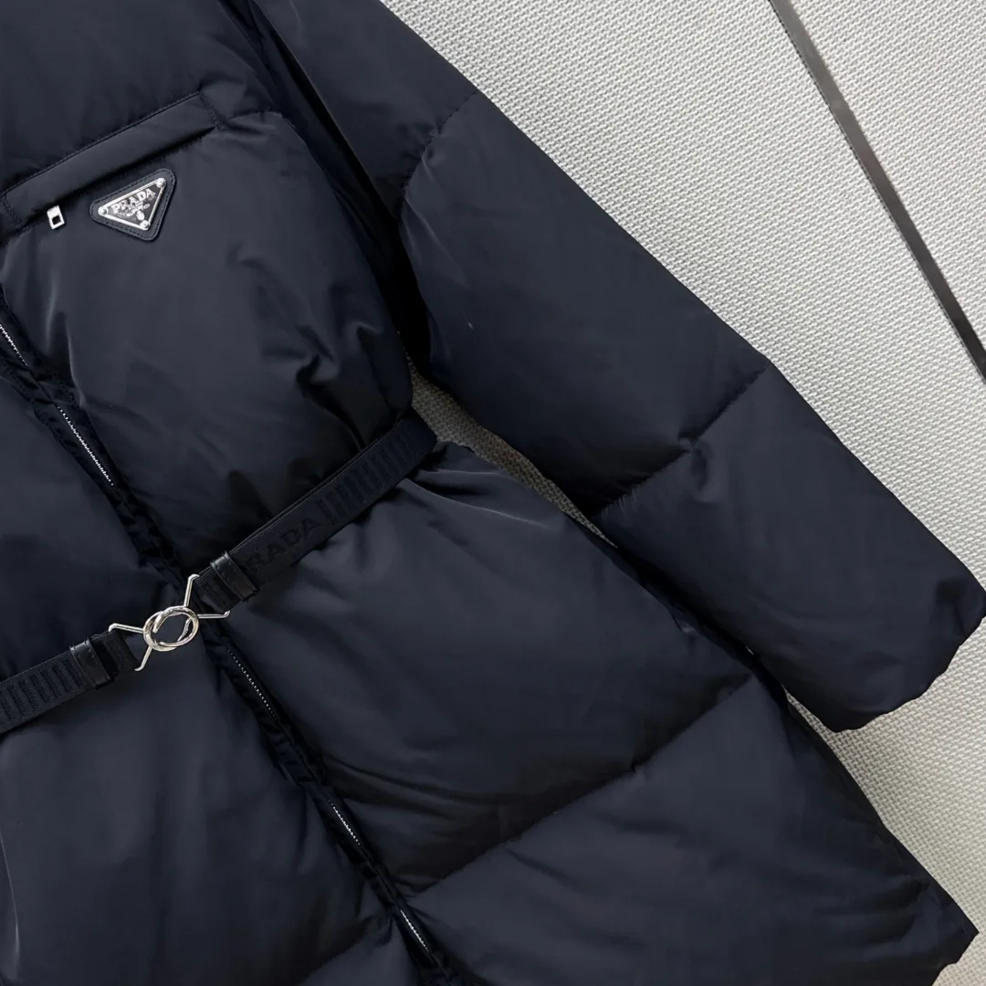 Women's Jackets And Down Jackets PRADA 18188788
