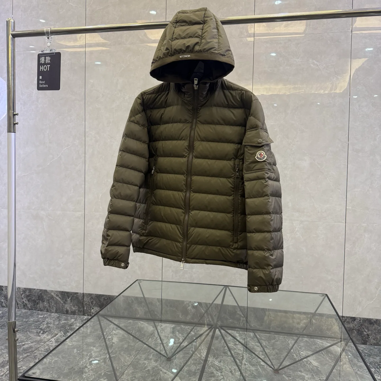Women's Jackets And Down Jackets MONCLER 17919910