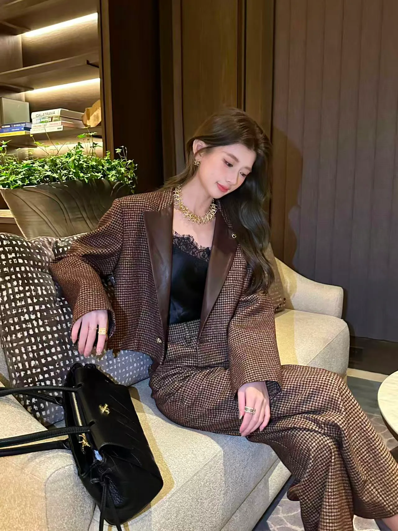 Women's Suits CHANEL 18119765