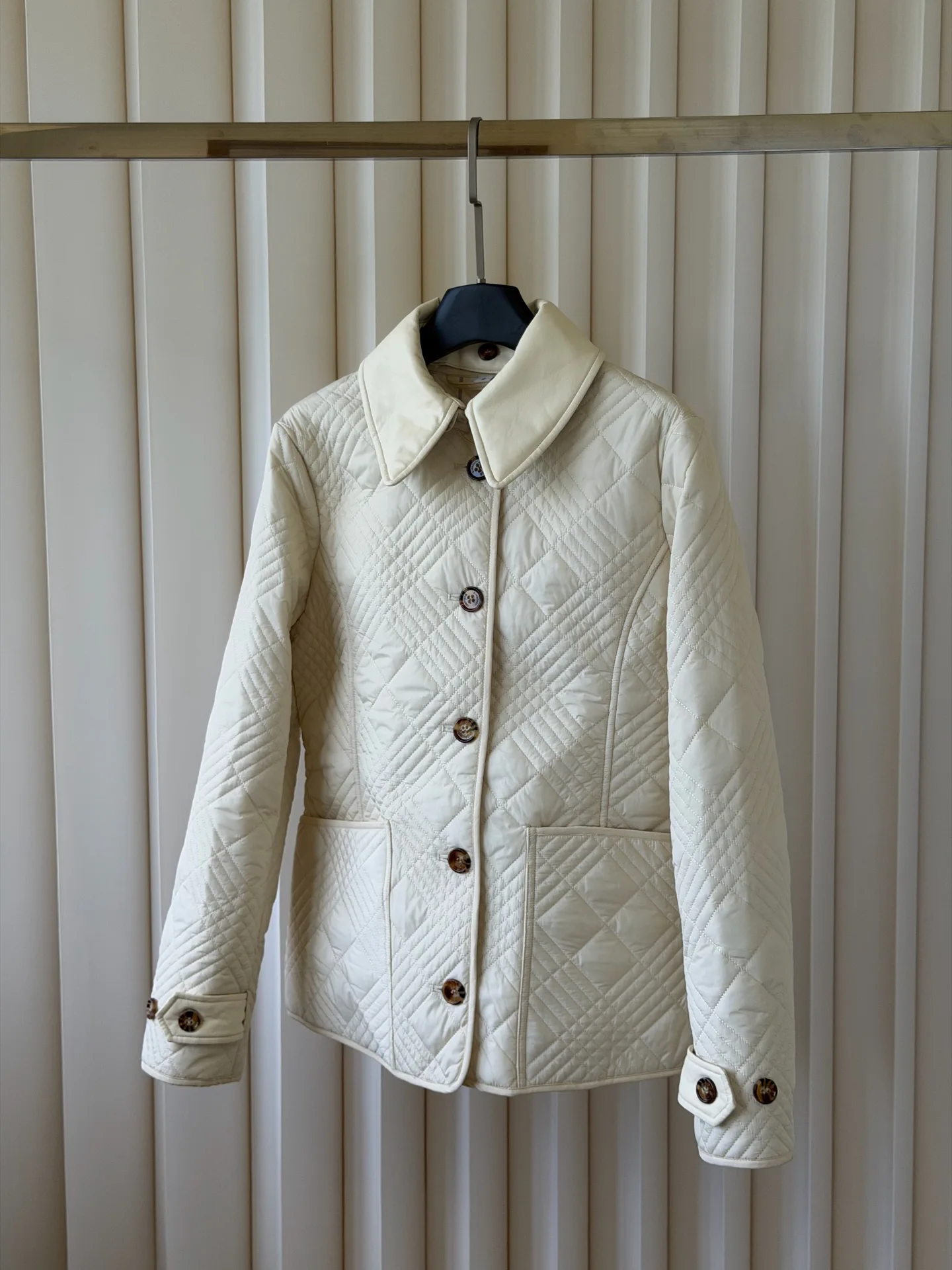 Куртки И Пуховики Женские Burberry 18615351
