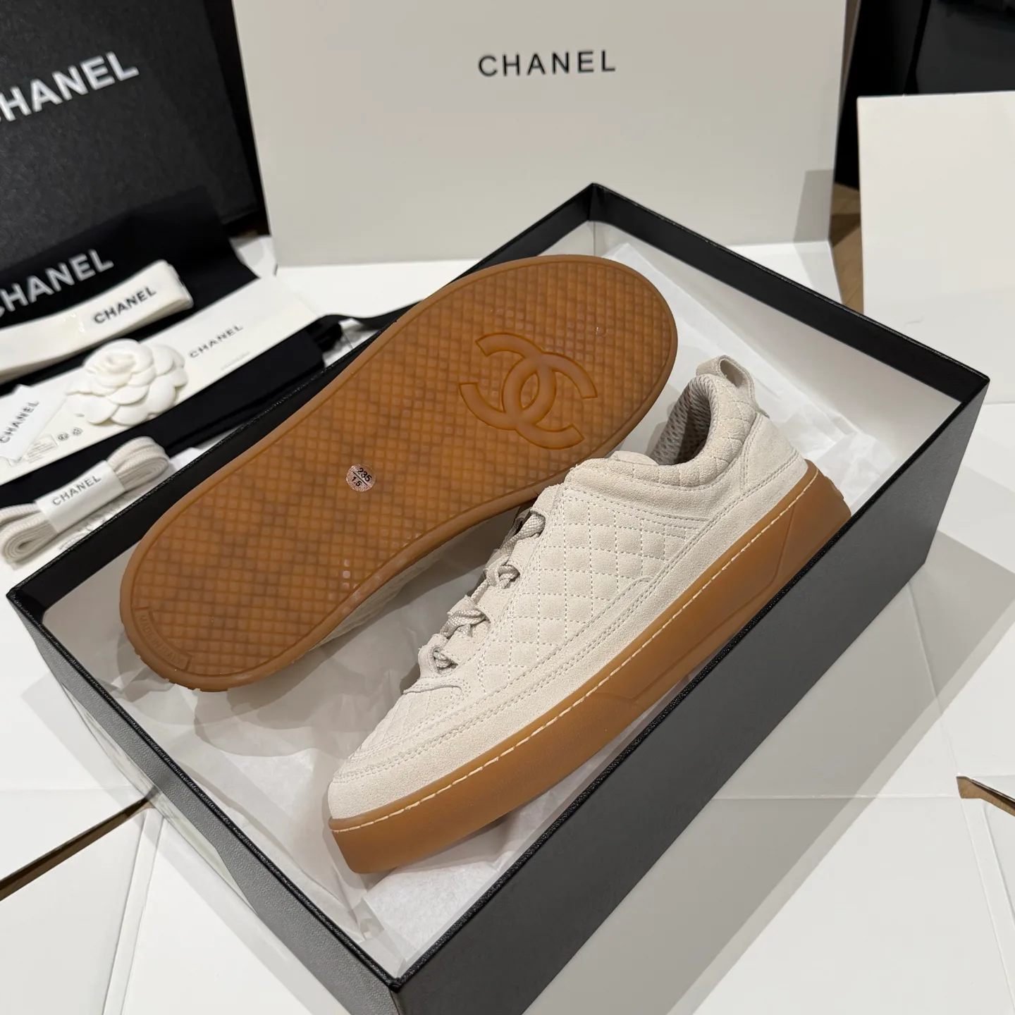 Women's Sneakers CHANEL 18551778
