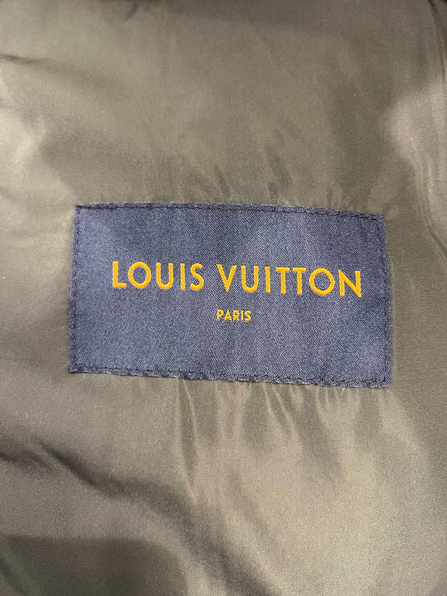 Men's Jackets And Down Jackets LOUIS VUITTON 18231202