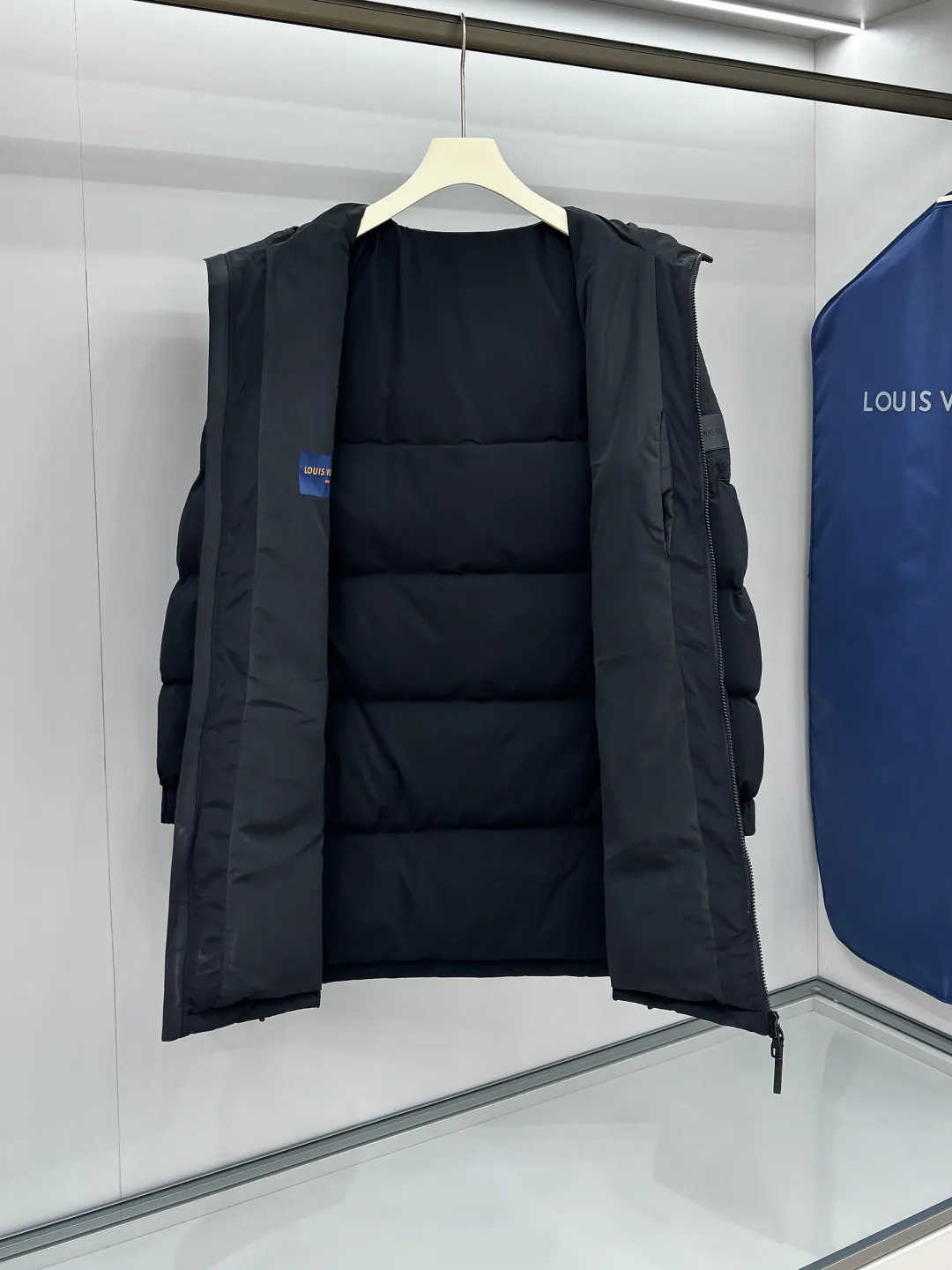 Men's Jackets And Down Jackets LOUIS VUITTON 18295887