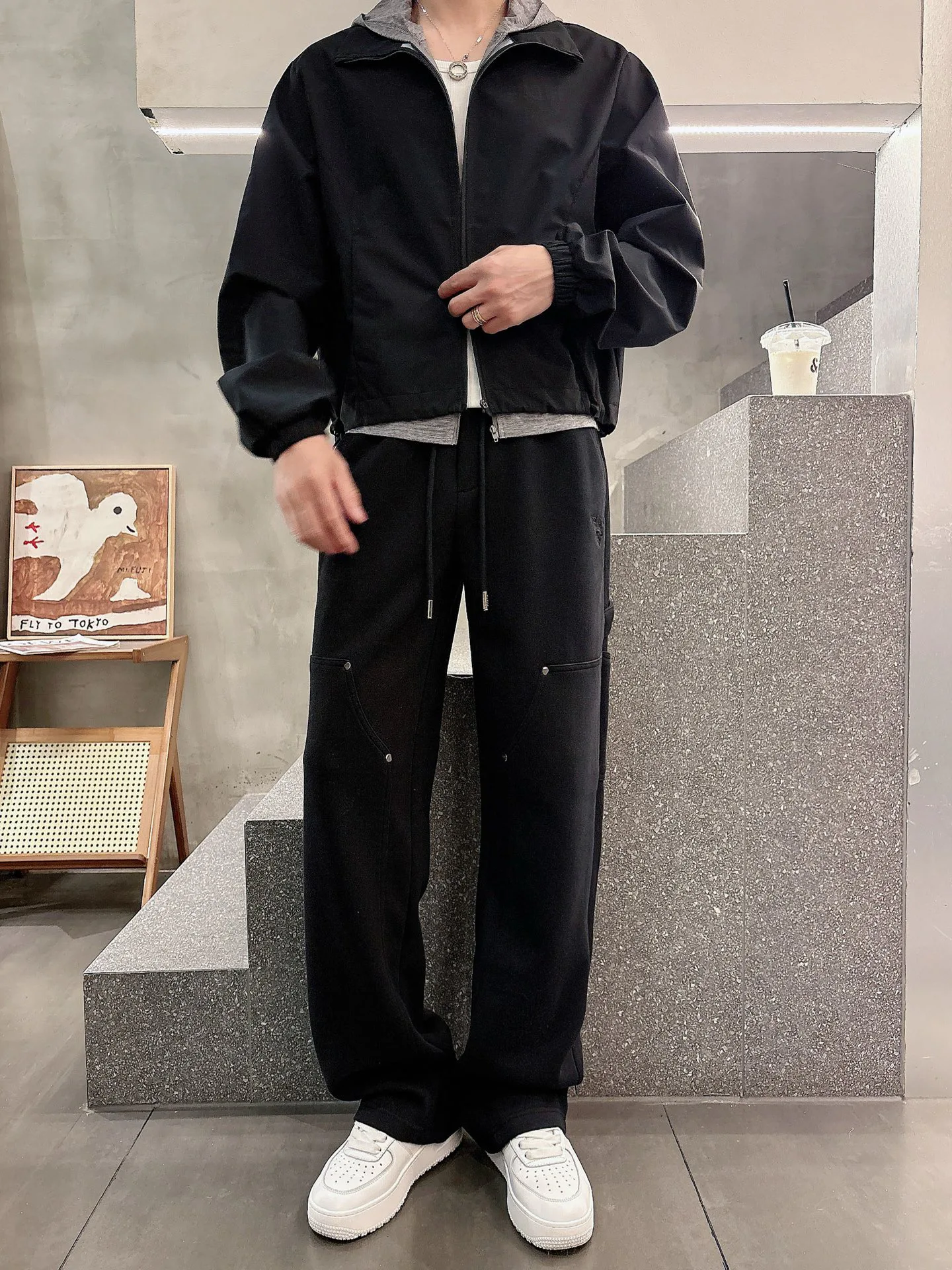 Men's Trousers PRADA 18399256