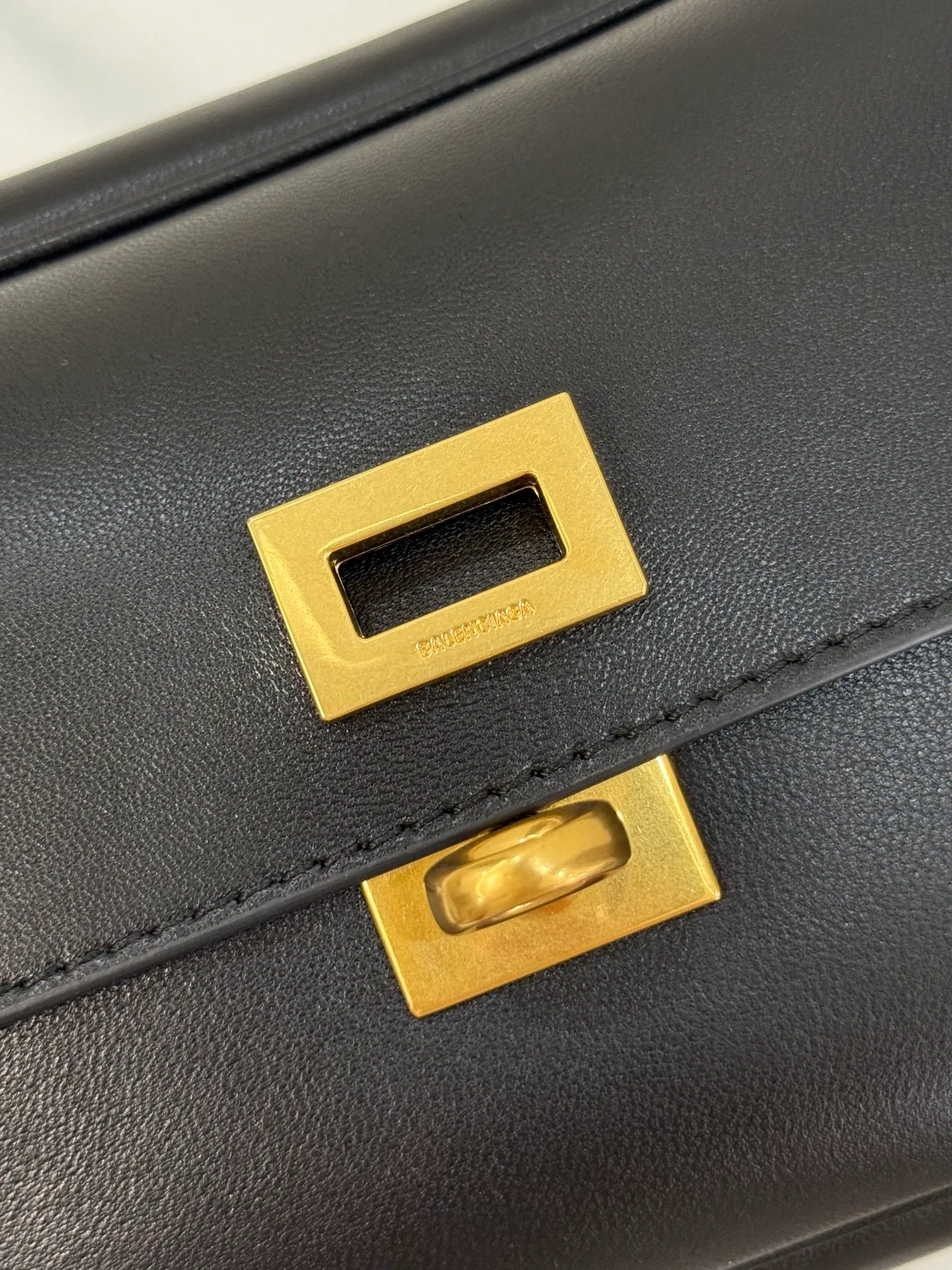 Women's Classic Handbags BALENCIAGA 18136030