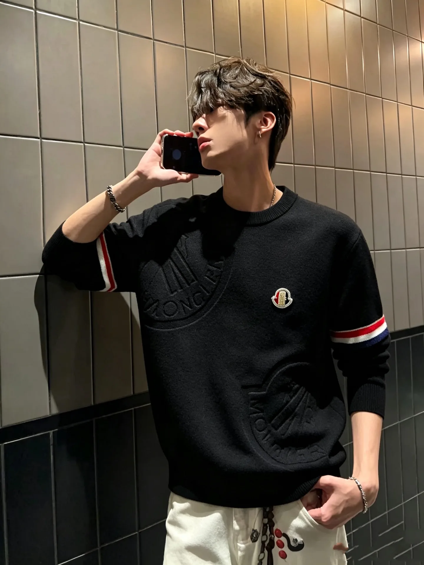 Men's Jumpers And Sweaters MONCLER 18243857