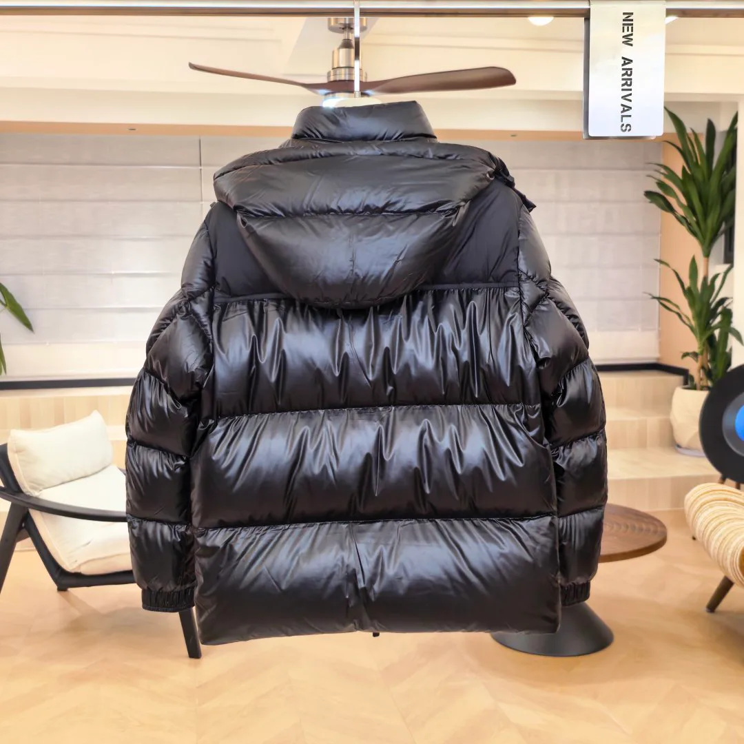 Women's Jackets And Down Jackets BURBERRY 17902558