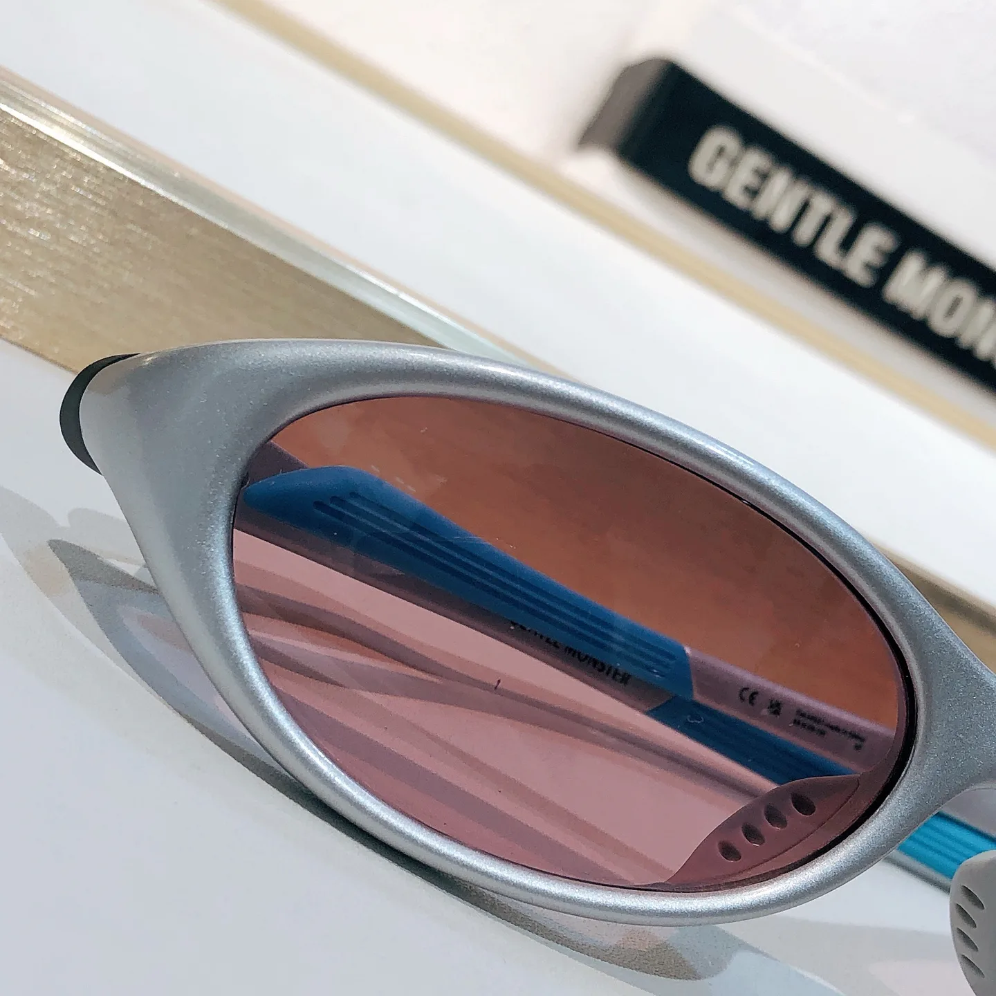 Glasses GENTLE MONSTER 17128086