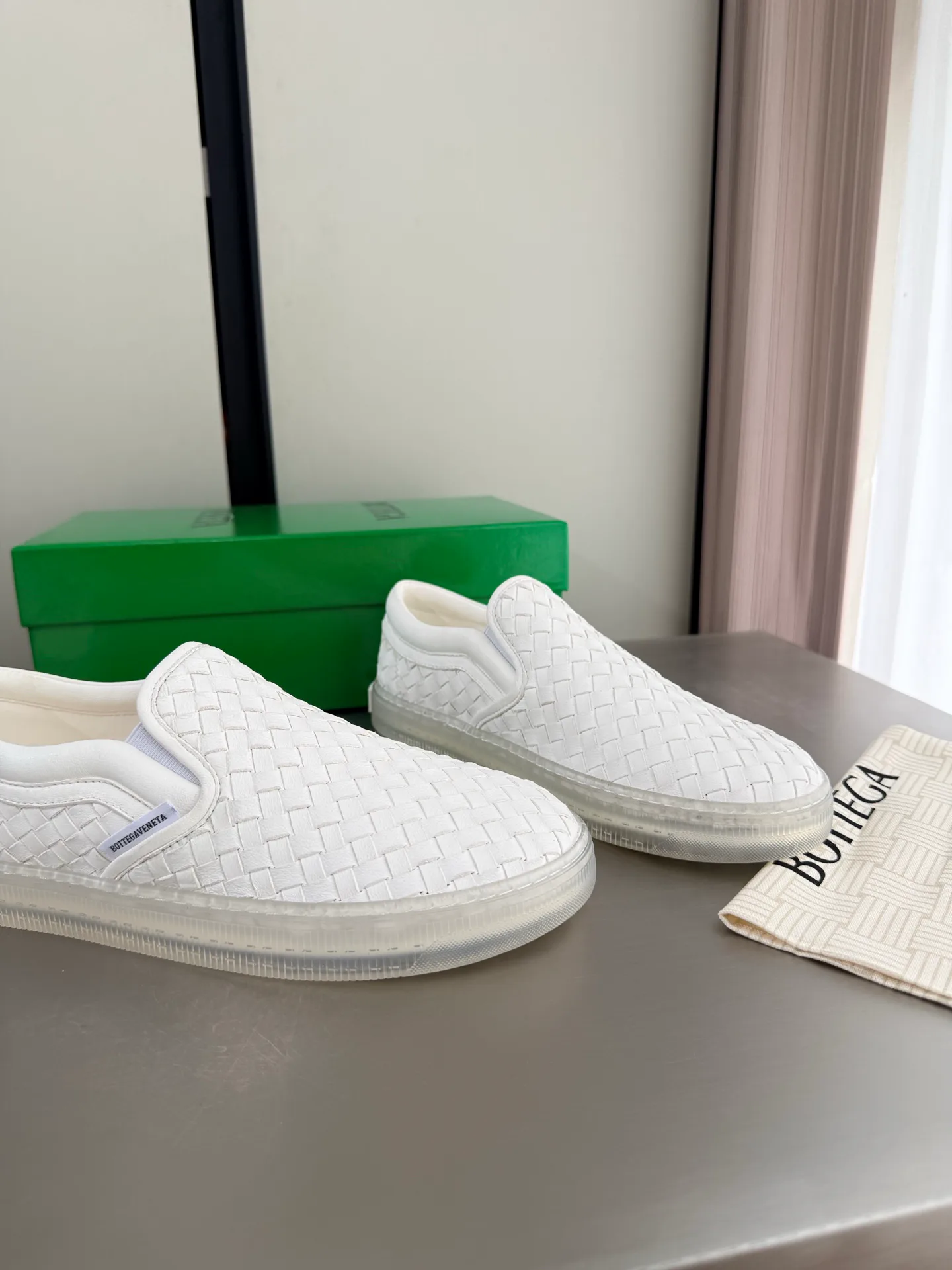 Women's Sneakers BOTTEGA VENETA 17722640